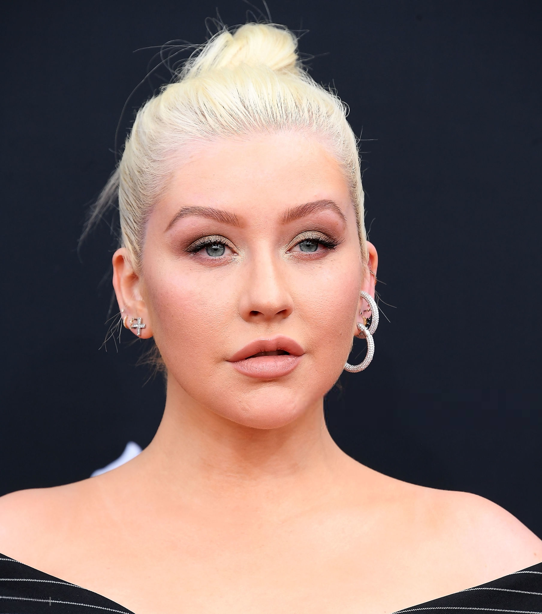 960811888.png 960811888.png