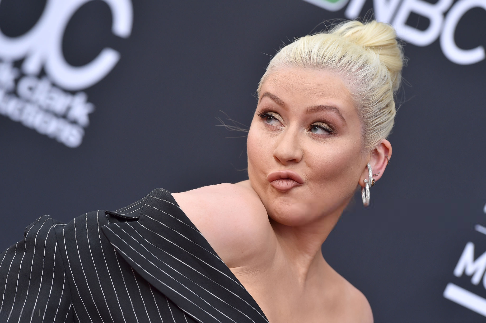 961820602.png 961820602.png