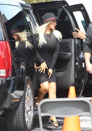 963258012.jpg 963258012.jpg