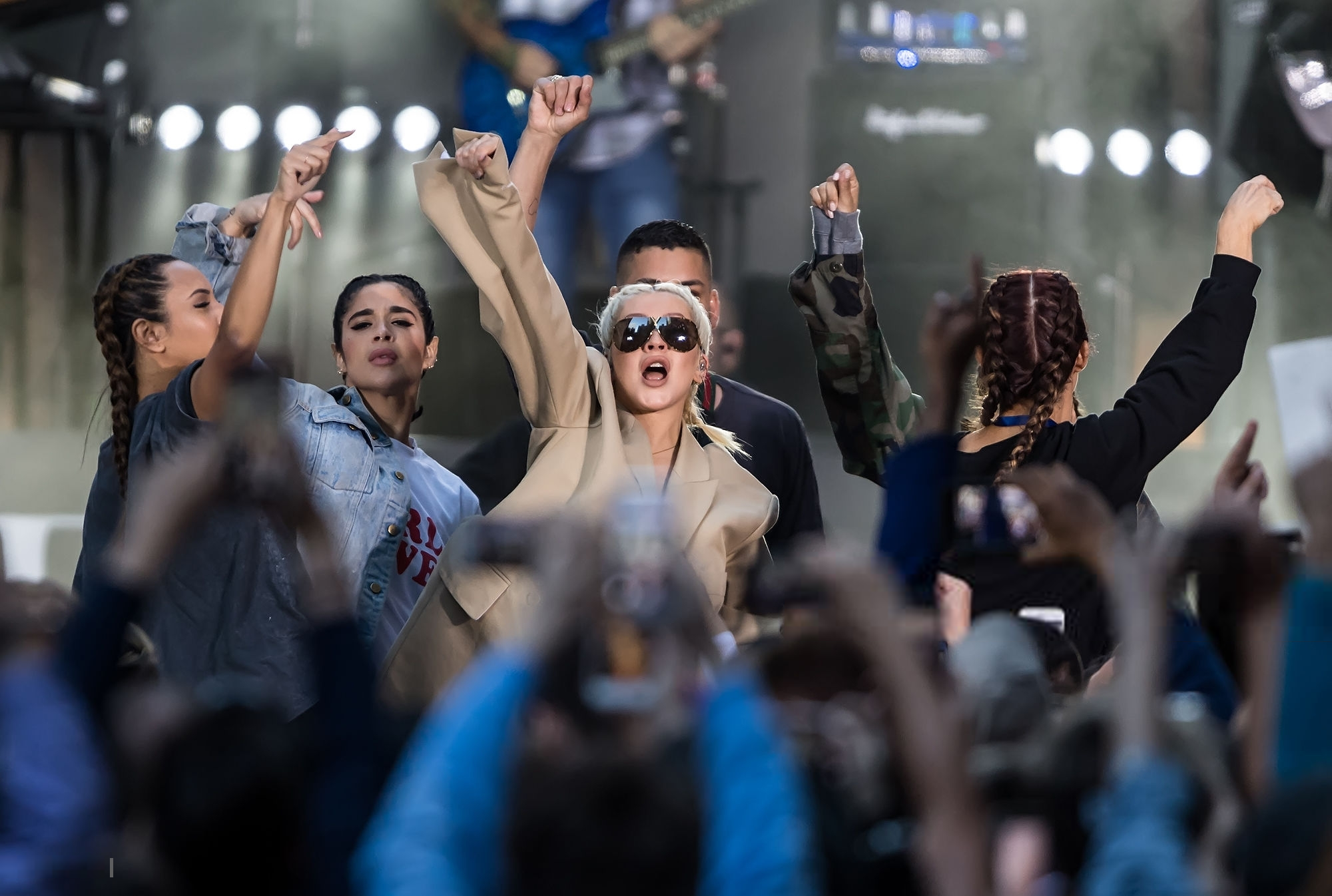 975328462.png 975328462.png