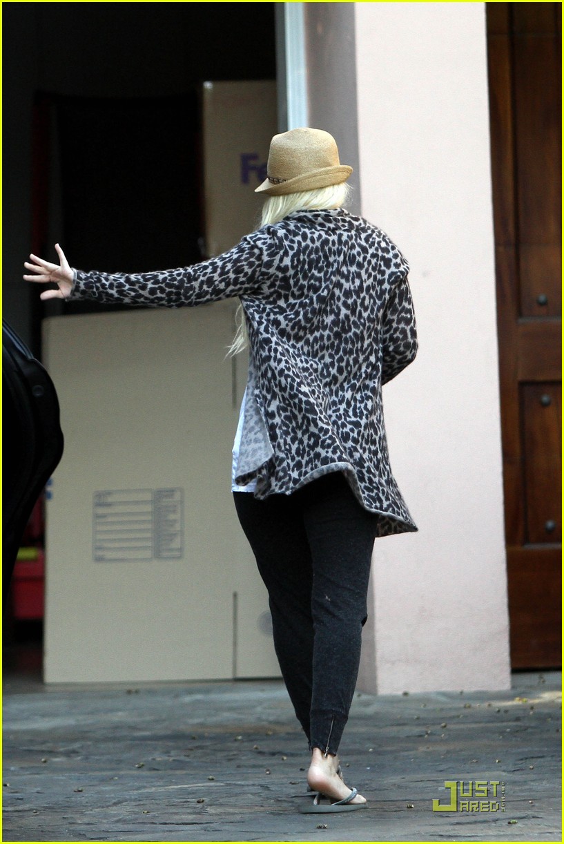 9856001.jpg 9856001.jpg