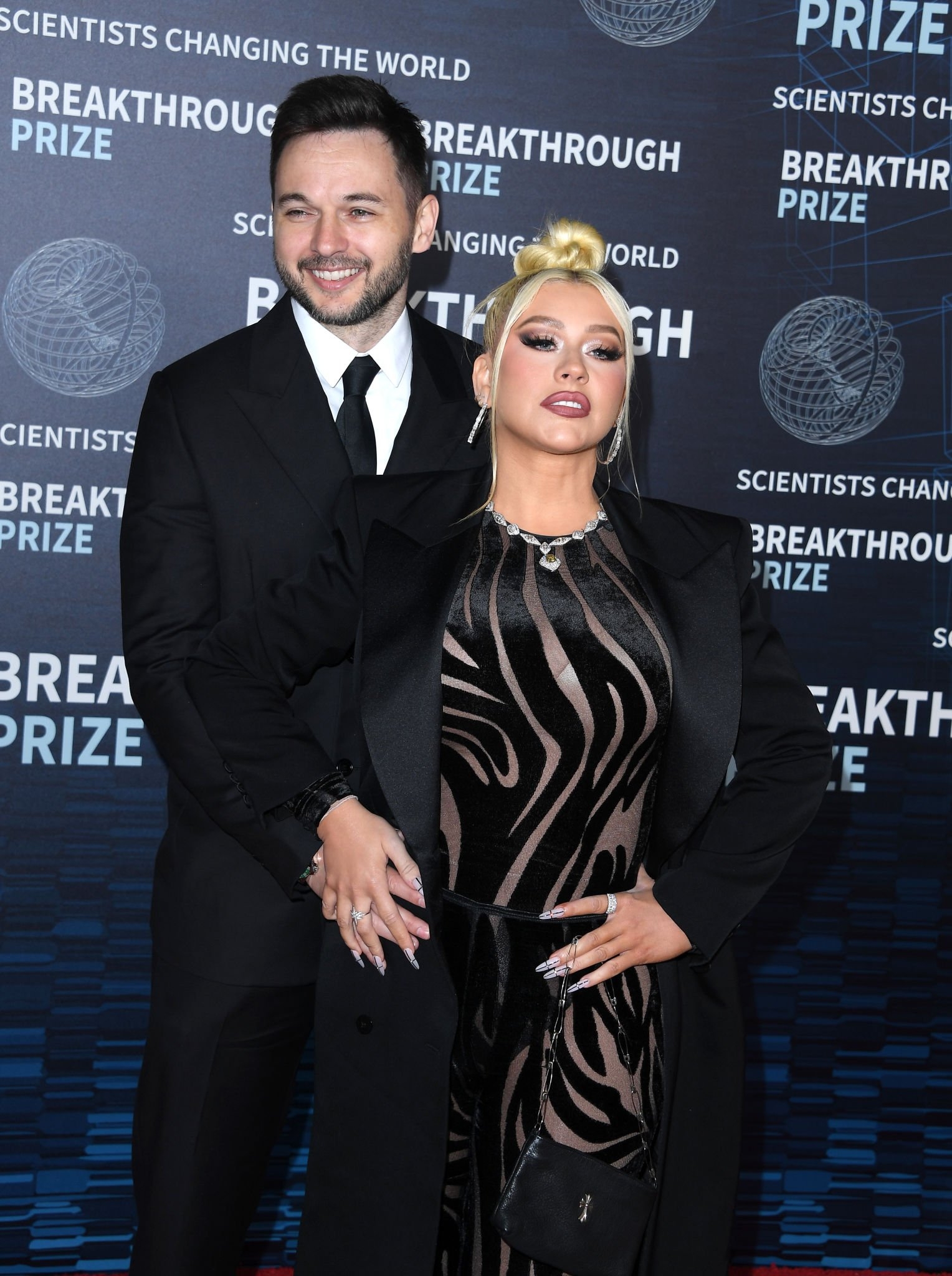 9th_Annual_Breakthrough_Prize_Ceremony_-_April_14_-_Christina_Aguilera_Daily_0061.jpg 9th_Annual_Breakthrough_Prize_Ceremony_-_April_14_-_Christina_Aguilera_Daily_0061.jpg