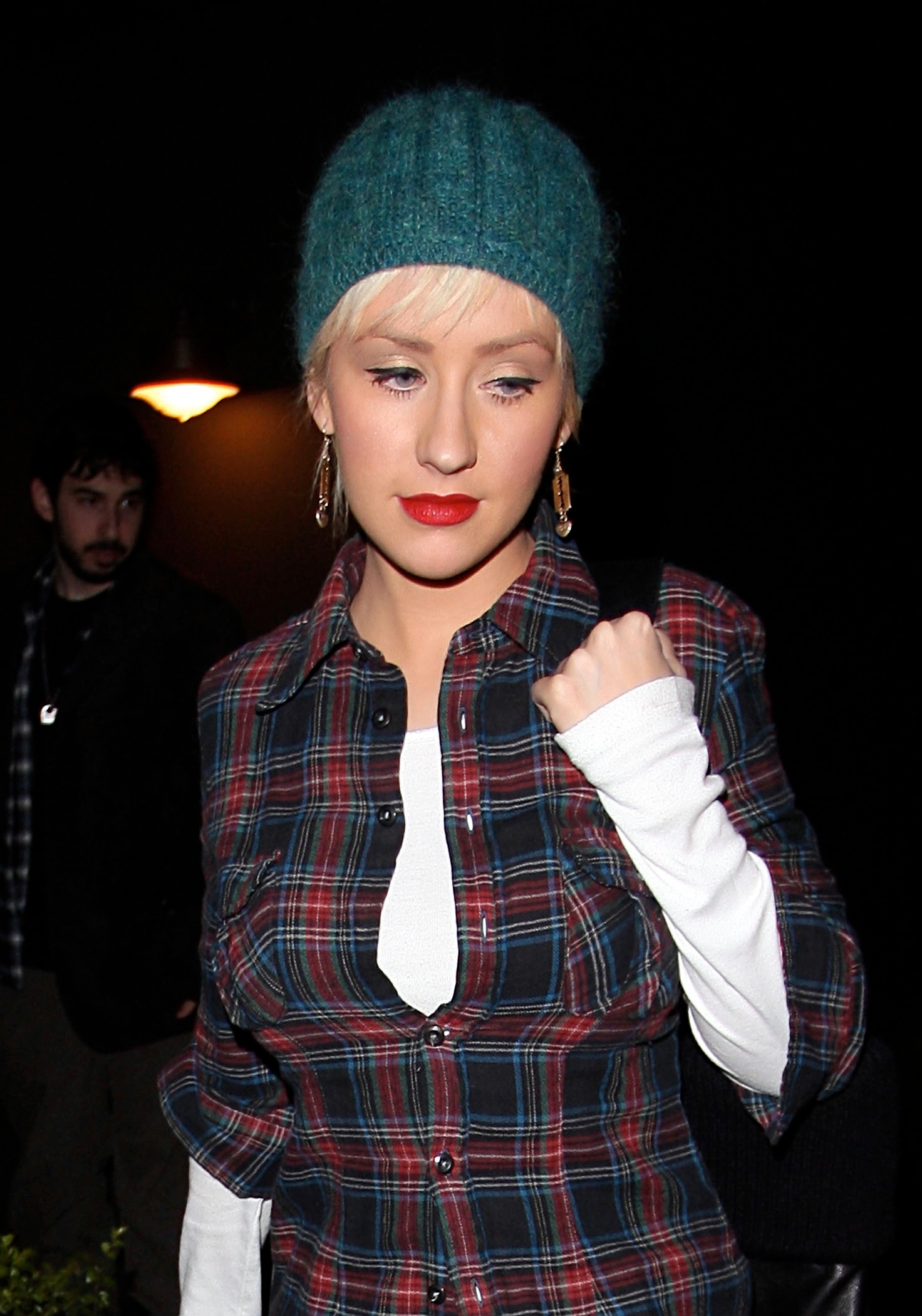 At_Osteria_Mozza_-_January_4_-_Christina_Aguilera_Daily_031.jpg At_Osteria_Mozza_-_January_4_-_Christina_Aguilera_Daily_031.jpg