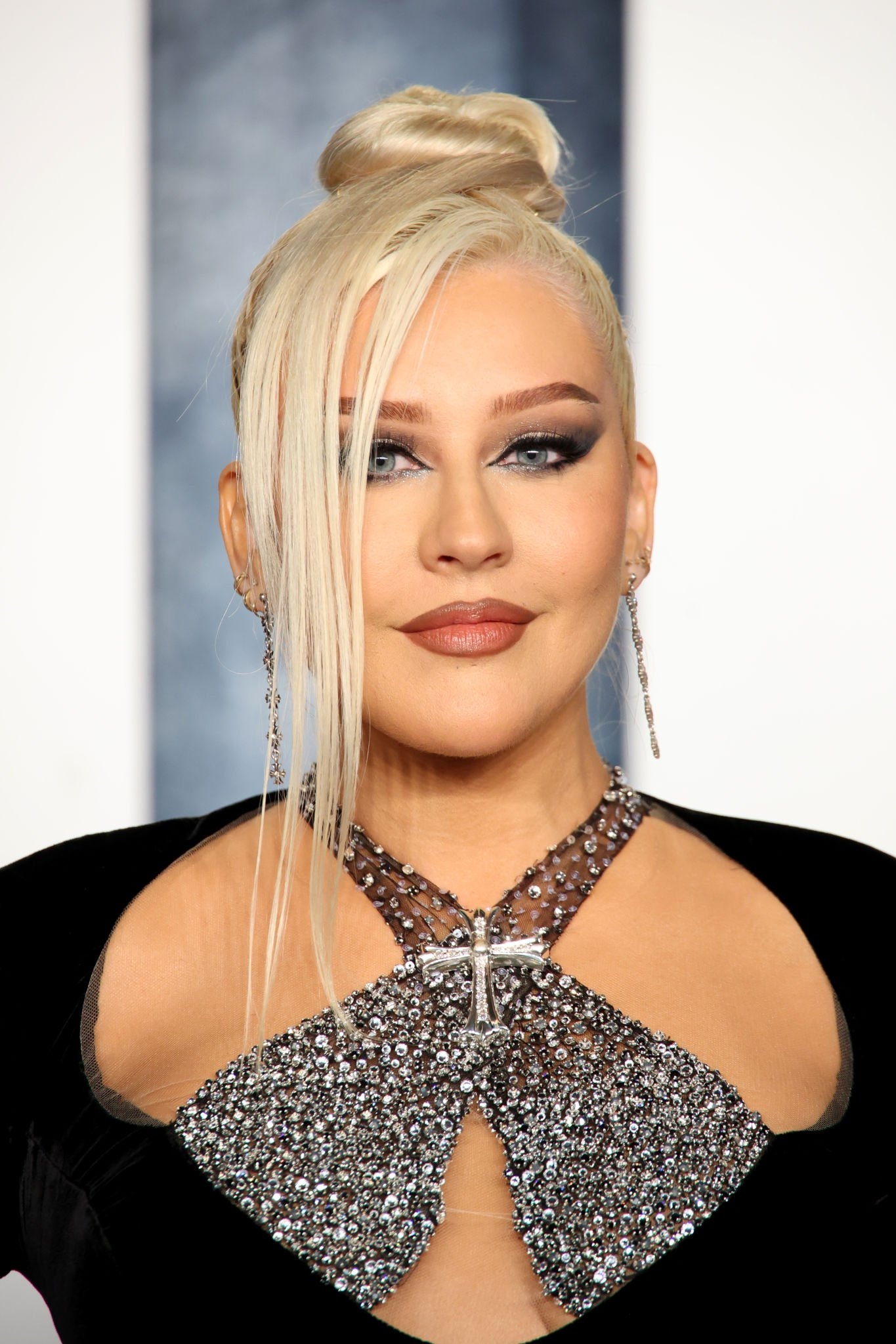 CA_-_Vanity_Fair_Oscar_Party_-_Red_Carpet_-_Christina_Aguilera_Daily_15.jpg