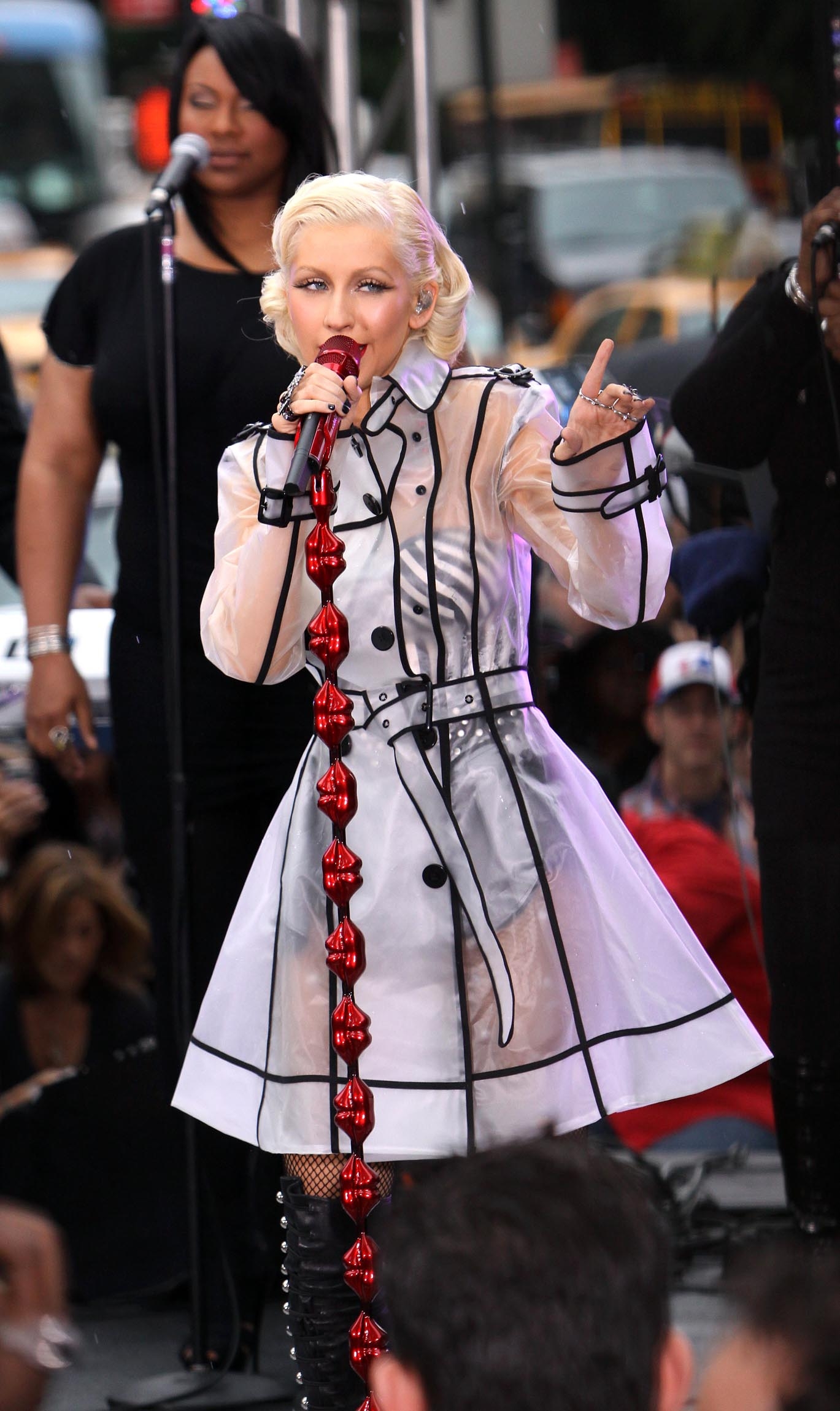 CBS__The_Early_Show_-_June_9_-_Christina_Aguilera_Daily_00254.jpg CBS__The_Early_Show_-_June_9_-_Christina_Aguilera_Daily_00254.jpg
