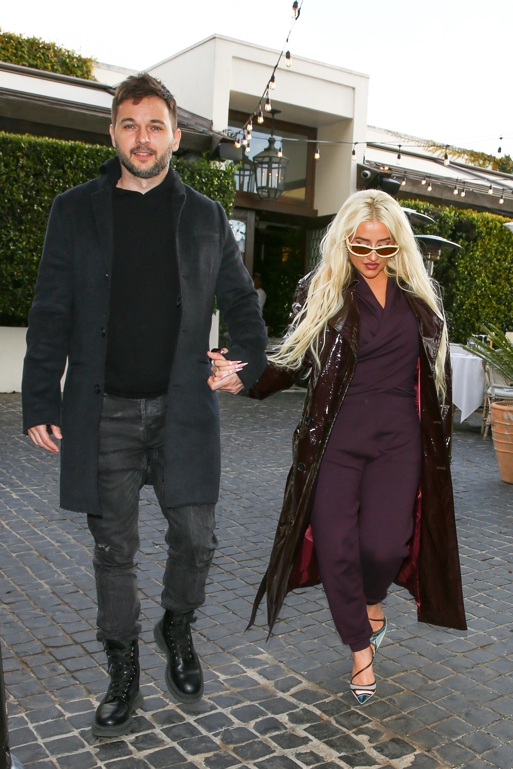 Cecconi__-_March_23__Christina_Aguilera_Daily_10.jpg Cecconi__-_March_23__Christina_Aguilera_Daily_10.jpg