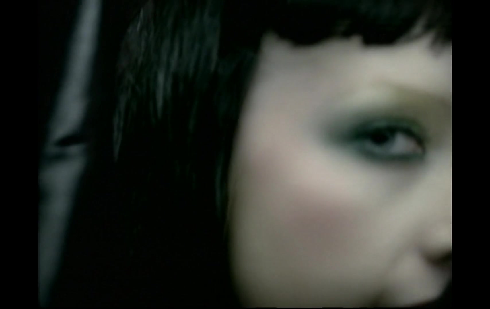 Christina_Aguilera_-_Fighter_5BVEVO_HD_1080p5D_025.jpg