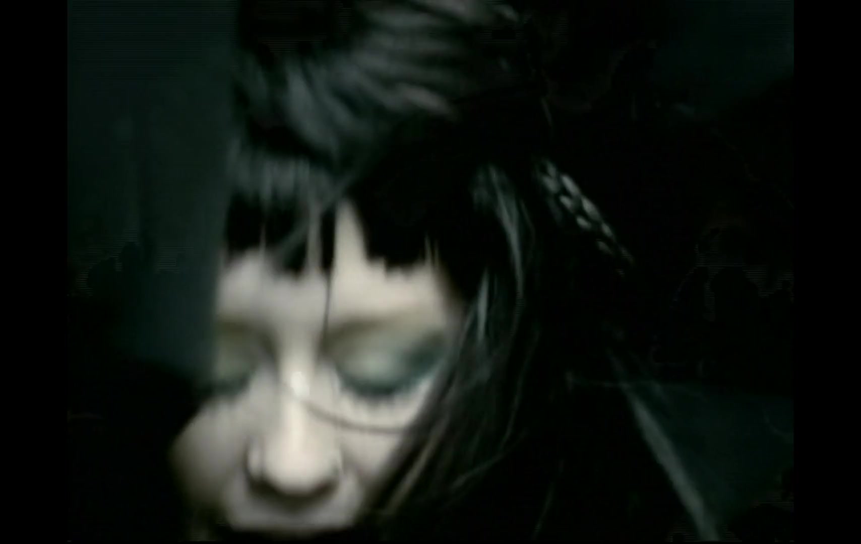 Christina_Aguilera_-_Fighter_5BVEVO_HD_1080p5D_027.jpg
