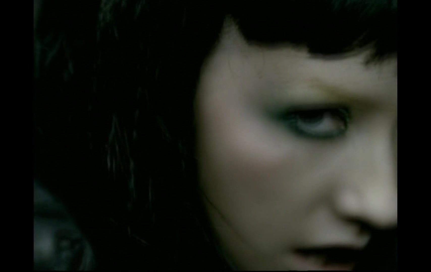 Christina_Aguilera_-_Fighter_5BVEVO_HD_1080p5D_039.jpg