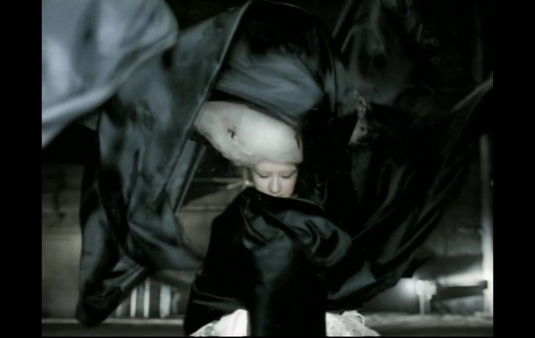 Christina_Aguilera_-_Fighter_5BVEVO_HD_1080p5D_120.jpg