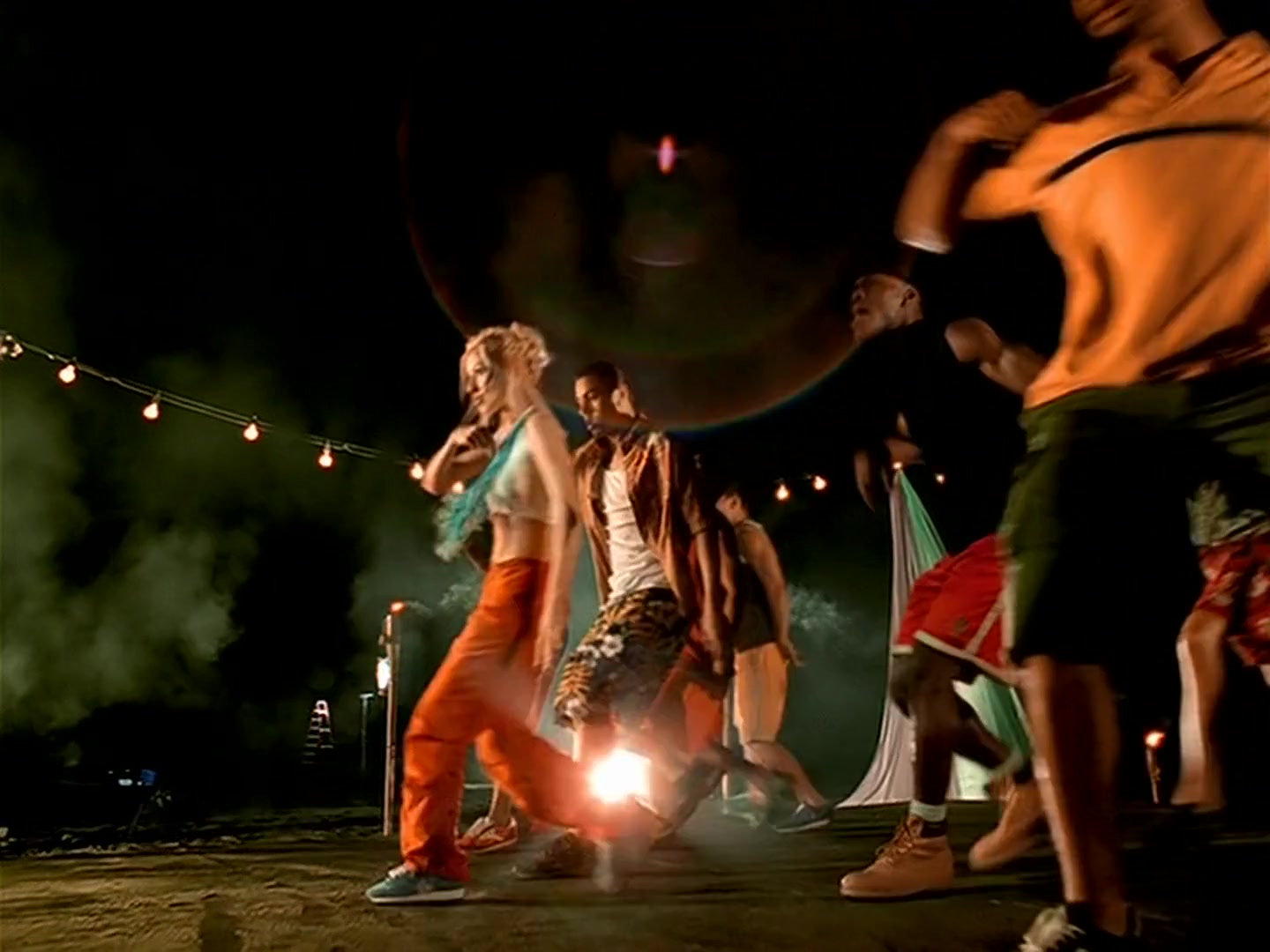 Christina_Aguilera_-_Genie_In_a_Bottle_HD_043.jpg Christina_Aguilera_-_Genie_In_a_Bottle_HD_043.jpg