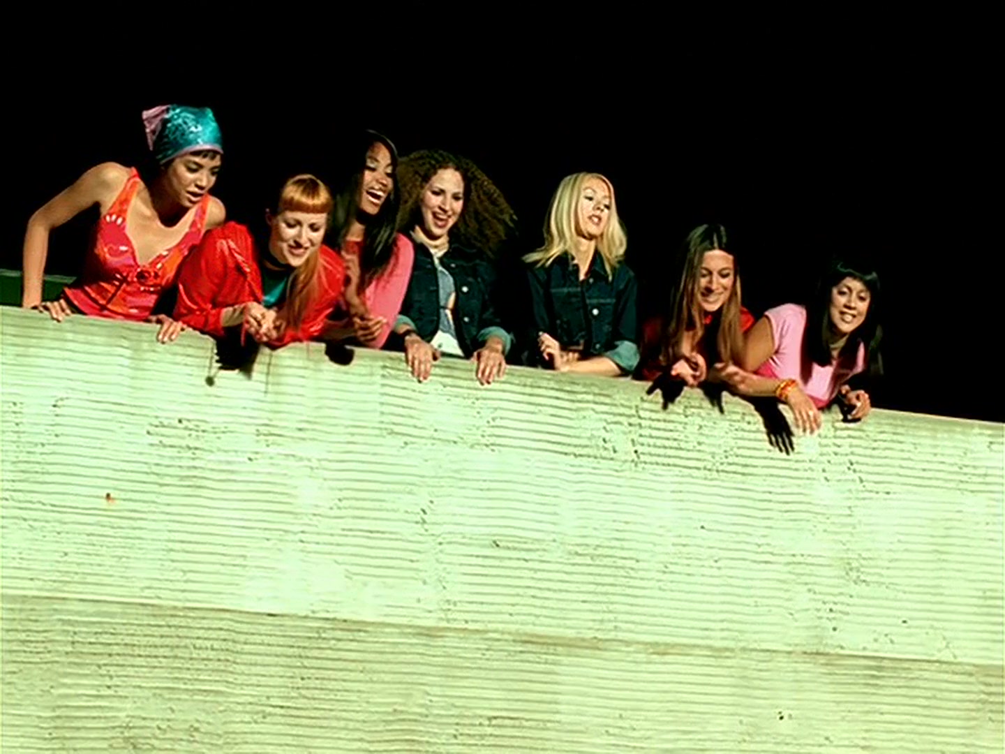 Christina_Aguilera_-_Genie_In_a_Bottle_HD_073.jpg Christina_Aguilera_-_Genie_In_a_Bottle_HD_073.jpg