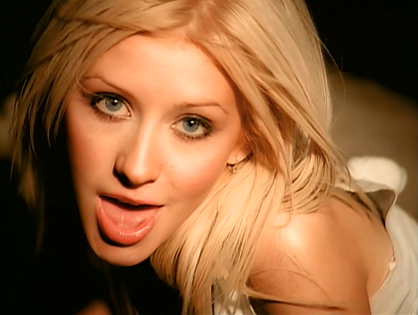 Christina_Aguilera_-_Genio_Atrapado_HD_151.jpg