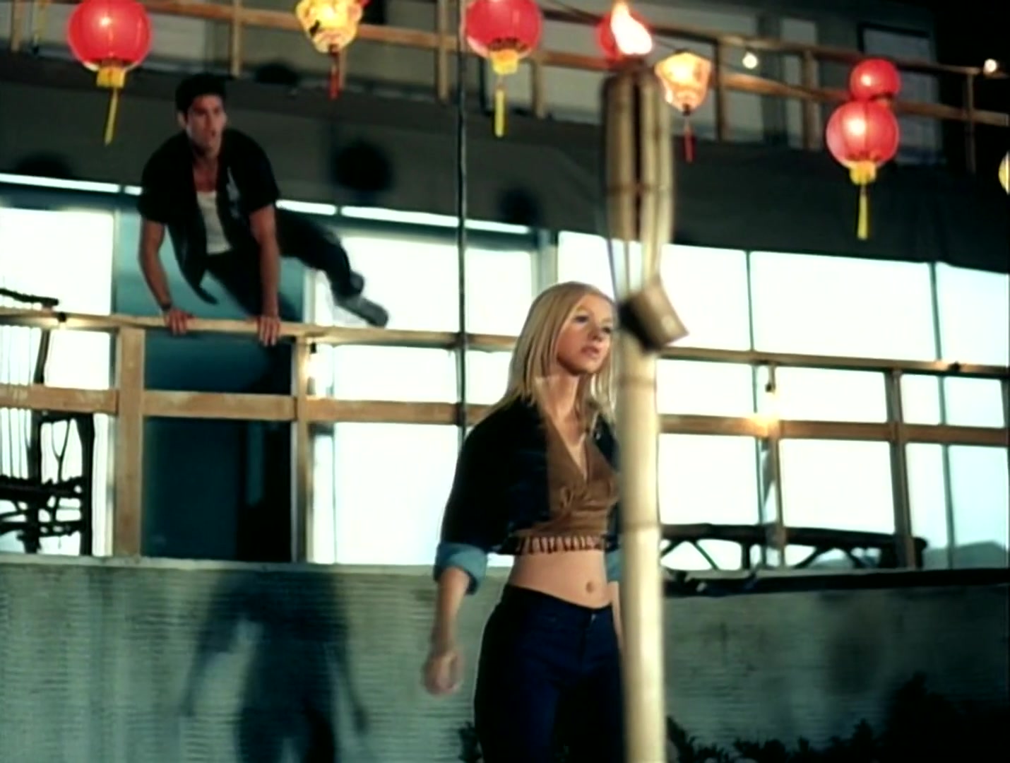 Christina_Aguilera_-_Genio_Atrapado_HD_177.jpg Christina_Aguilera_-_Genio_Atrapado_HD_177.jpg