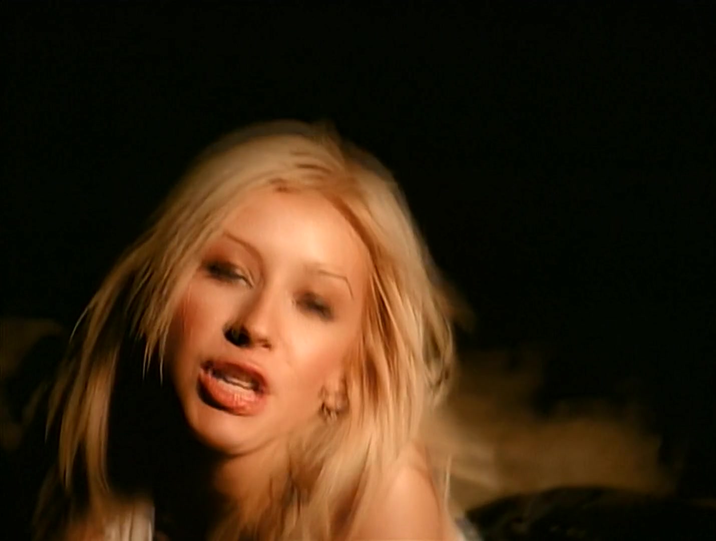 Christina_Aguilera_-_Genio_Atrapado_HD_184.jpg