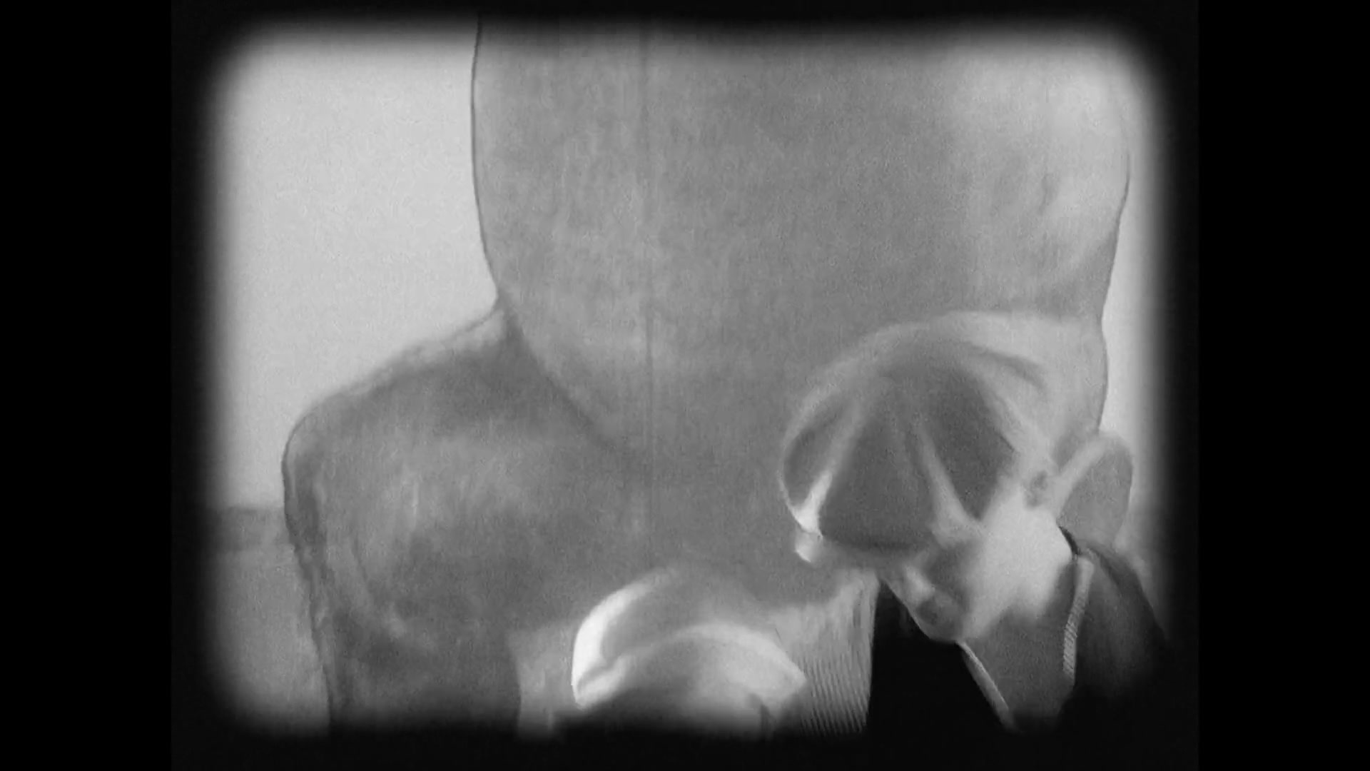 Christina_Aguilera_-_Hurt_HD_007.jpg Christina_Aguilera_-_Hurt_HD_007.jpg