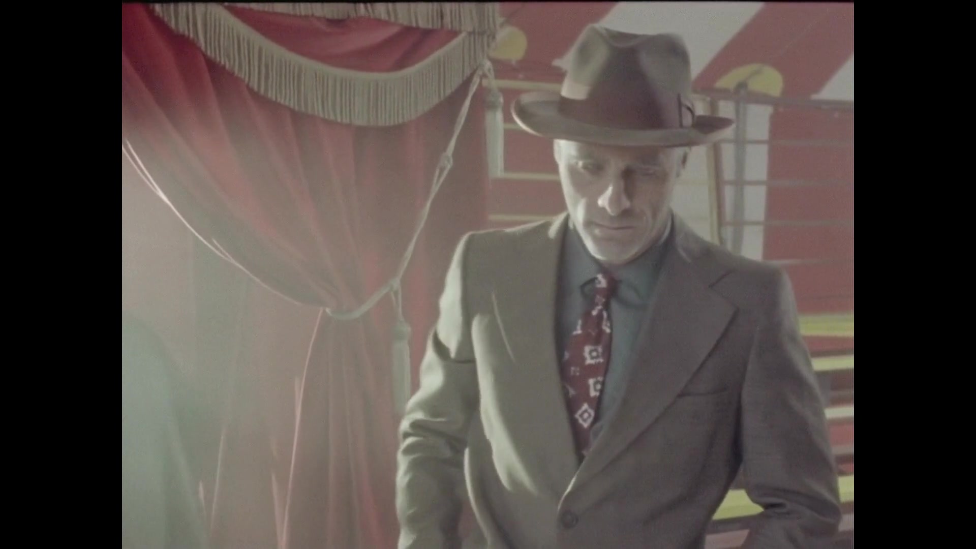 Christina_Aguilera_-_Hurt_HD_071.jpg Christina_Aguilera_-_Hurt_HD_071.jpg