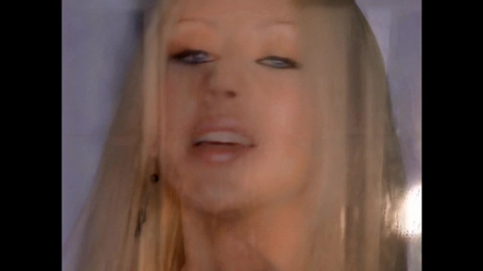 Christina_Aguilera_-_I_Turn_To_You_HD_038.jpg Christina_Aguilera_-_I_Turn_To_You_HD_038.jpg