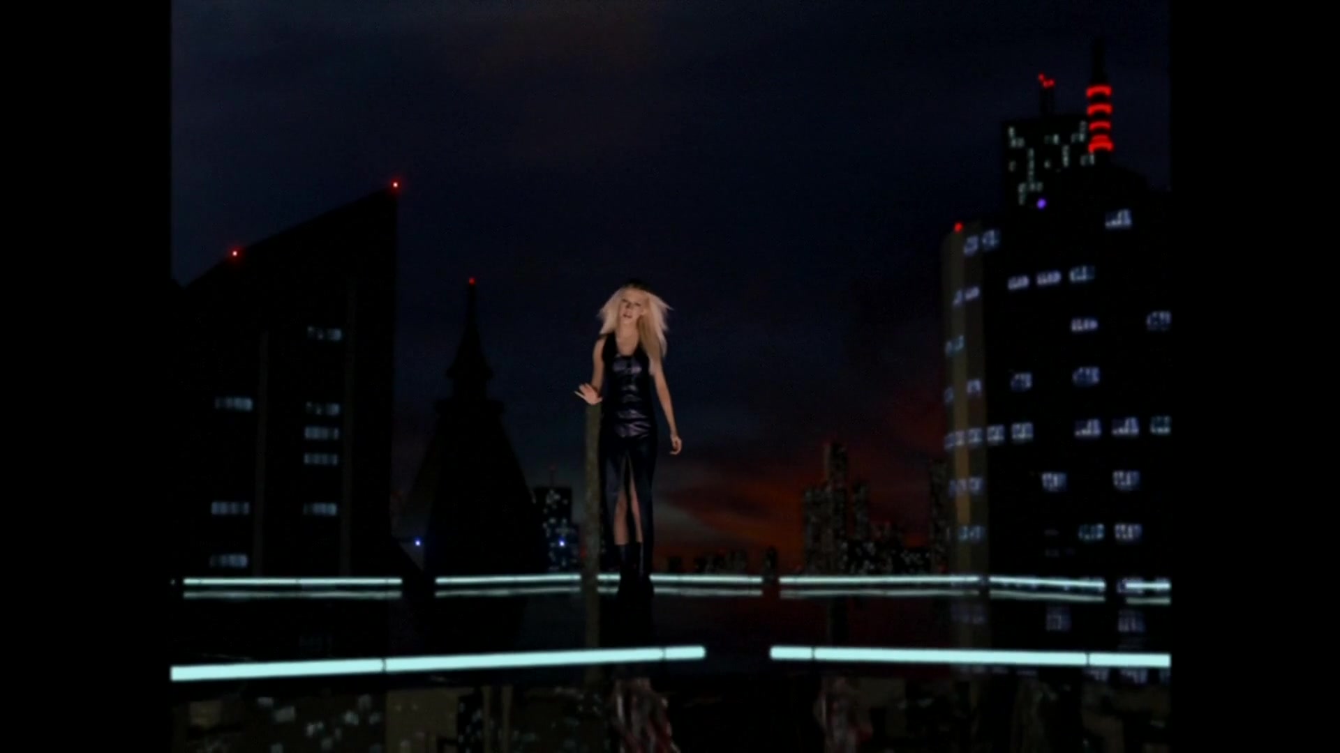 Christina_Aguilera_-_I_Turn_To_You_HD_078.jpg Christina_Aguilera_-_I_Turn_To_You_HD_078.jpg