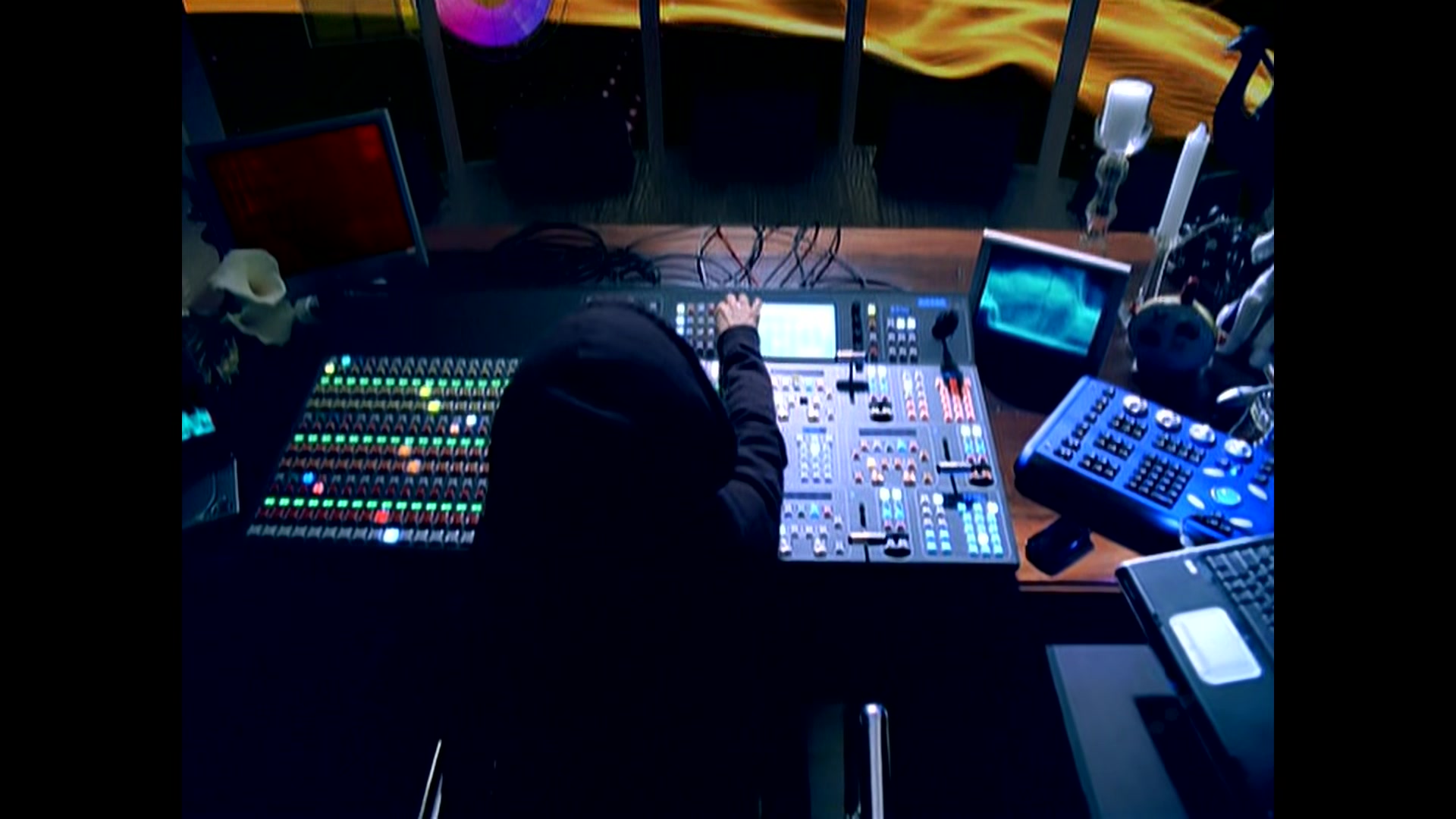 Christina_Aguilera_-_Keeps_Getting_Better_122.jpg Christina_Aguilera_-_Keeps_Getting_Better_122.jpg