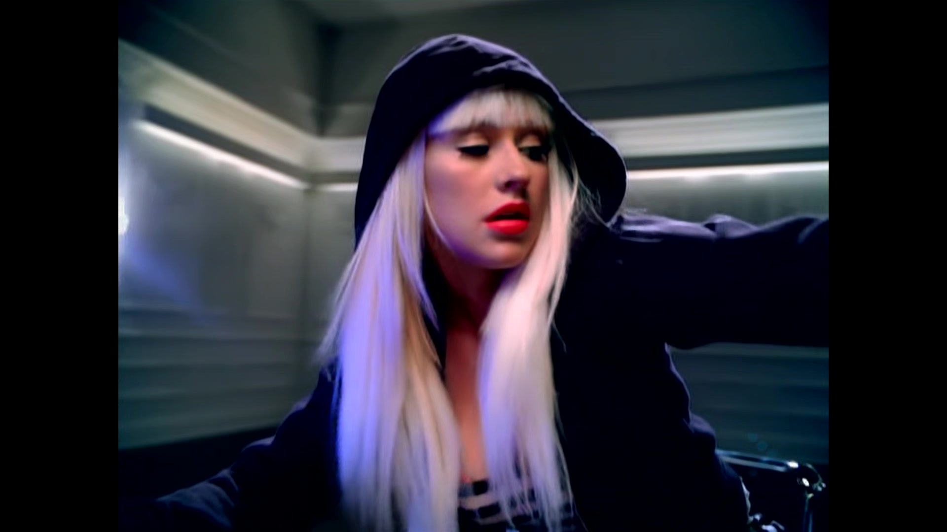 Christina_Aguilera_-_Keeps_Getting_Better_123.jpg Christina_Aguilera_-_Keeps_Getting_Better_123.jpg