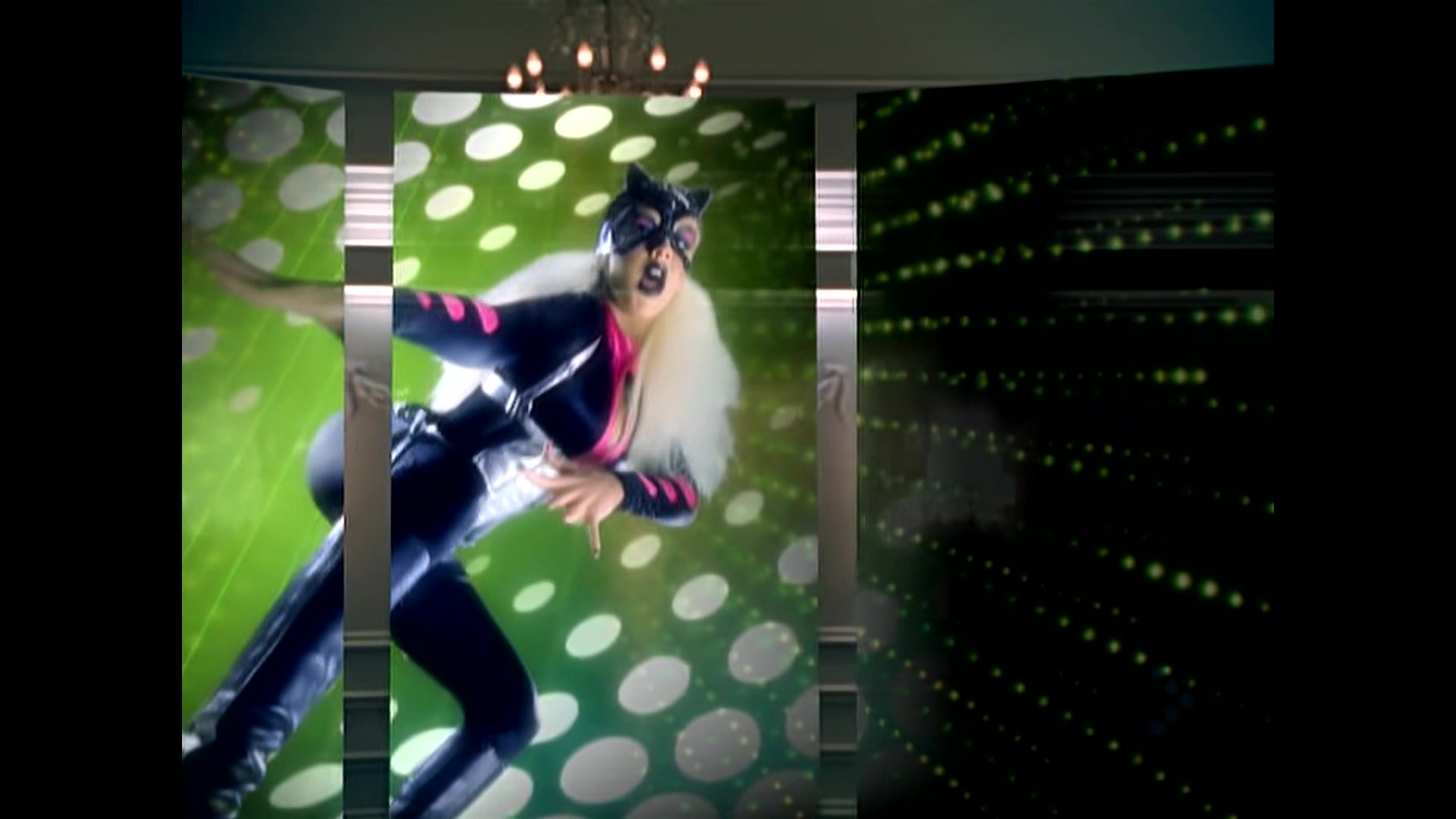 Christina_Aguilera_-_Keeps_Getting_Better_151.jpg Christina_Aguilera_-_Keeps_Getting_Better_151.jpg