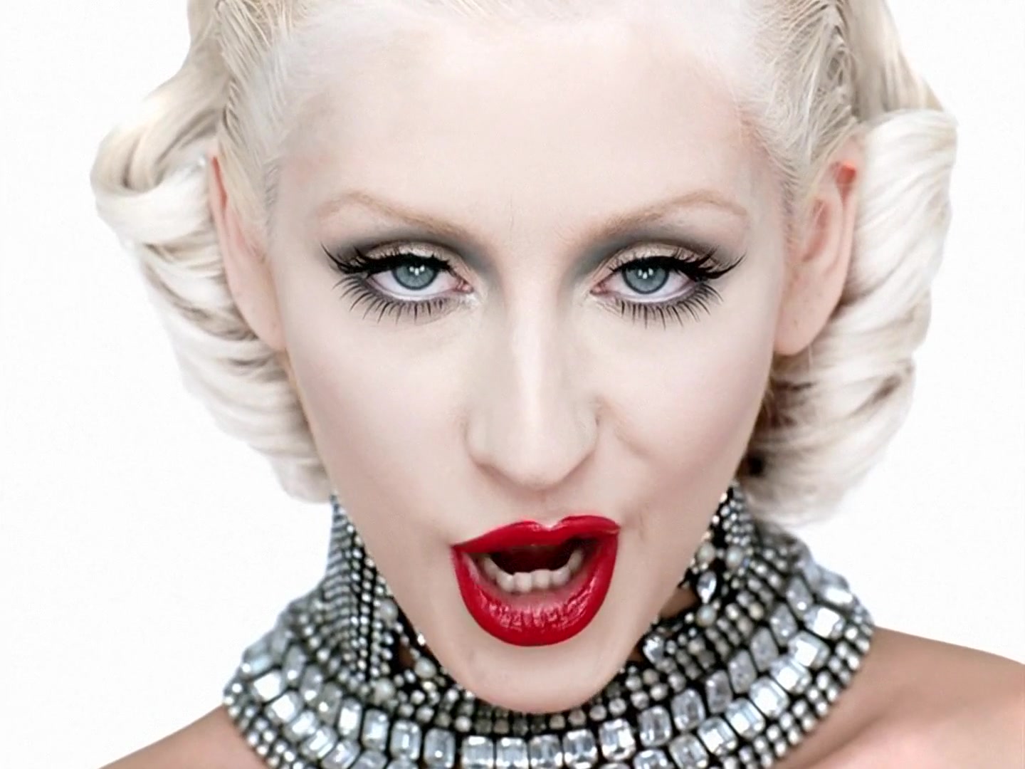 Christina_Aguilera_-_Not_MySelf_Tonight_HD_012.jpg Christina_Aguilera_-_Not_MySelf_Tonight_HD_012.jpg