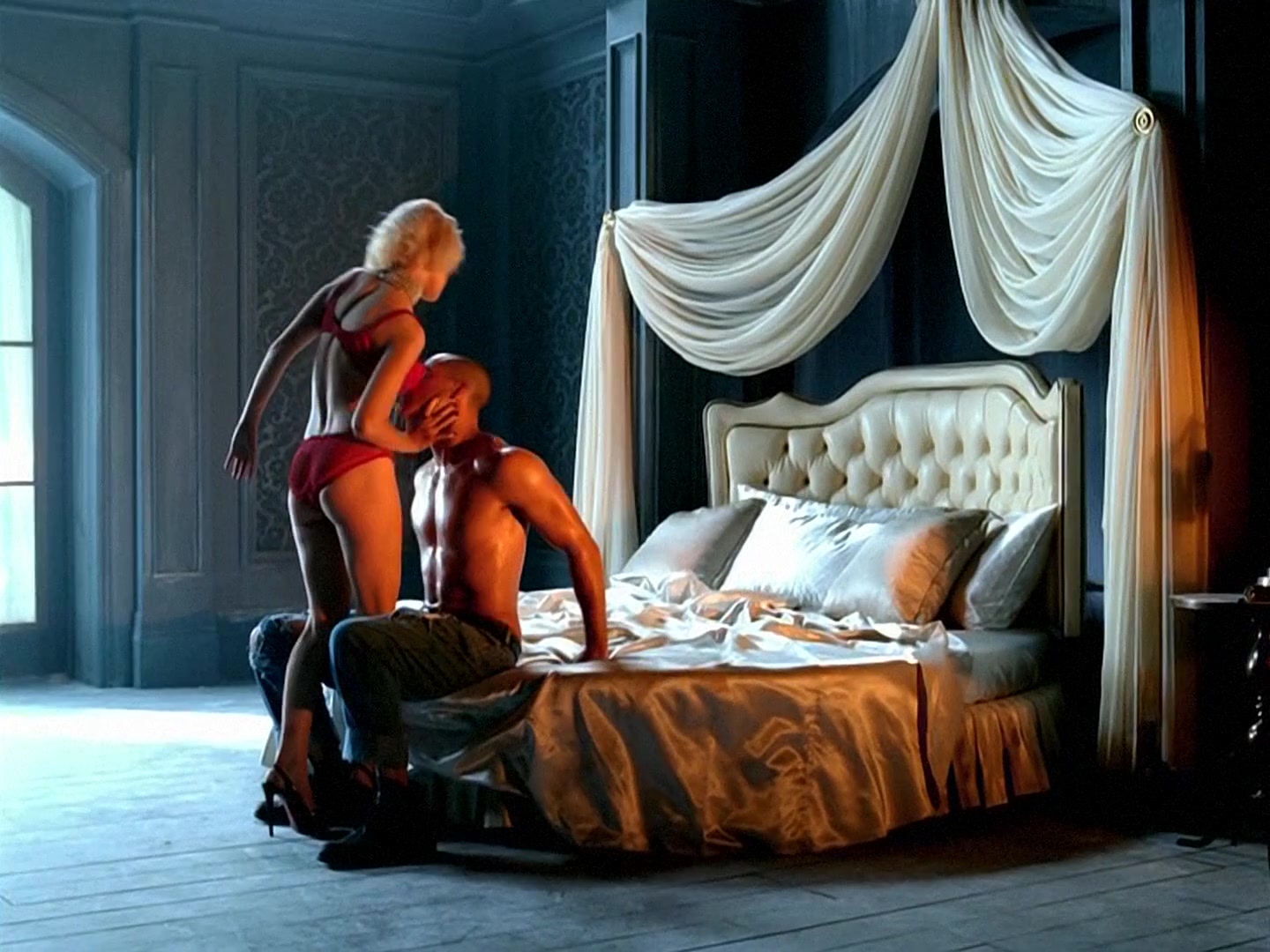 Christina_Aguilera_-_Not_MySelf_Tonight_HD_156.jpg Christina_Aguilera_-_Not_MySelf_Tonight_HD_156.jpg