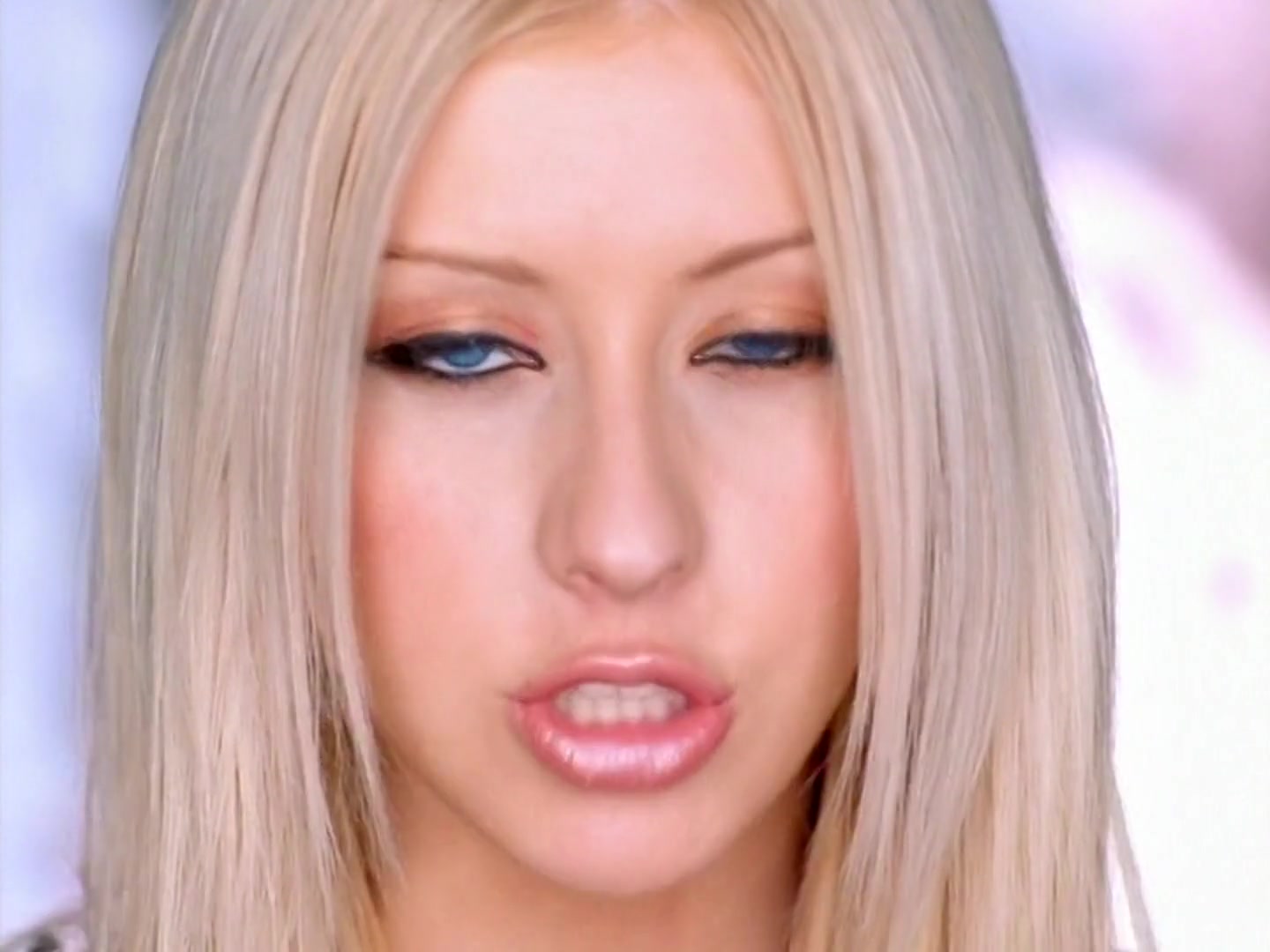 Christina_Aguilera_-_Por_Siempre_Tu_060.jpg