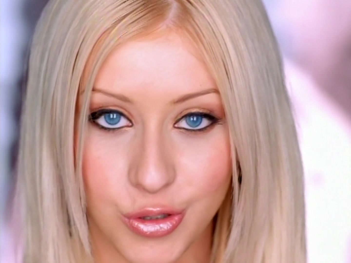 Christina_Aguilera_-_Por_Siempre_Tu_085.jpg Christina_Aguilera_-_Por_Siempre_Tu_085.jpg
