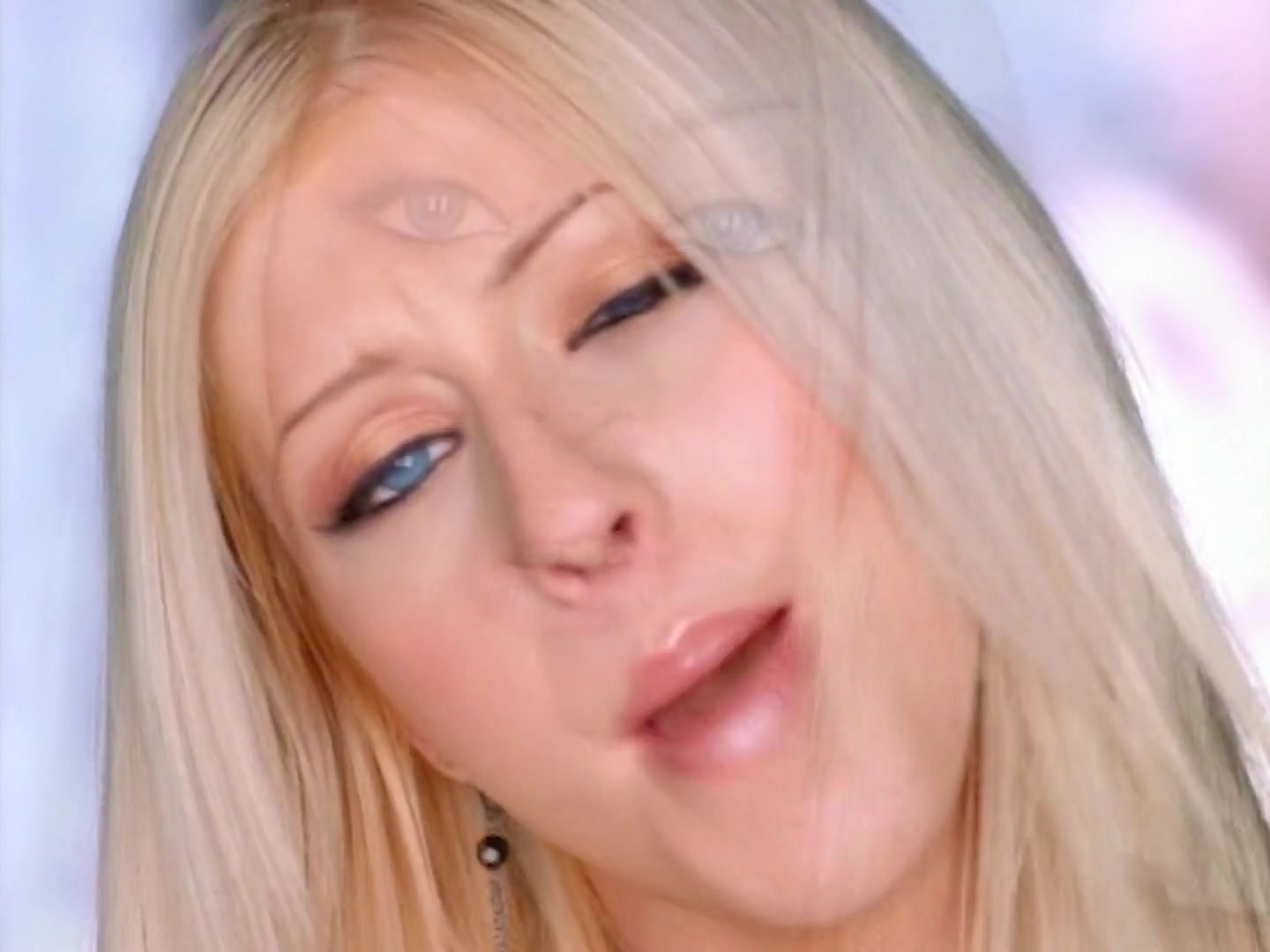Christina_Aguilera_-_Por_Siempre_Tu_150.jpg