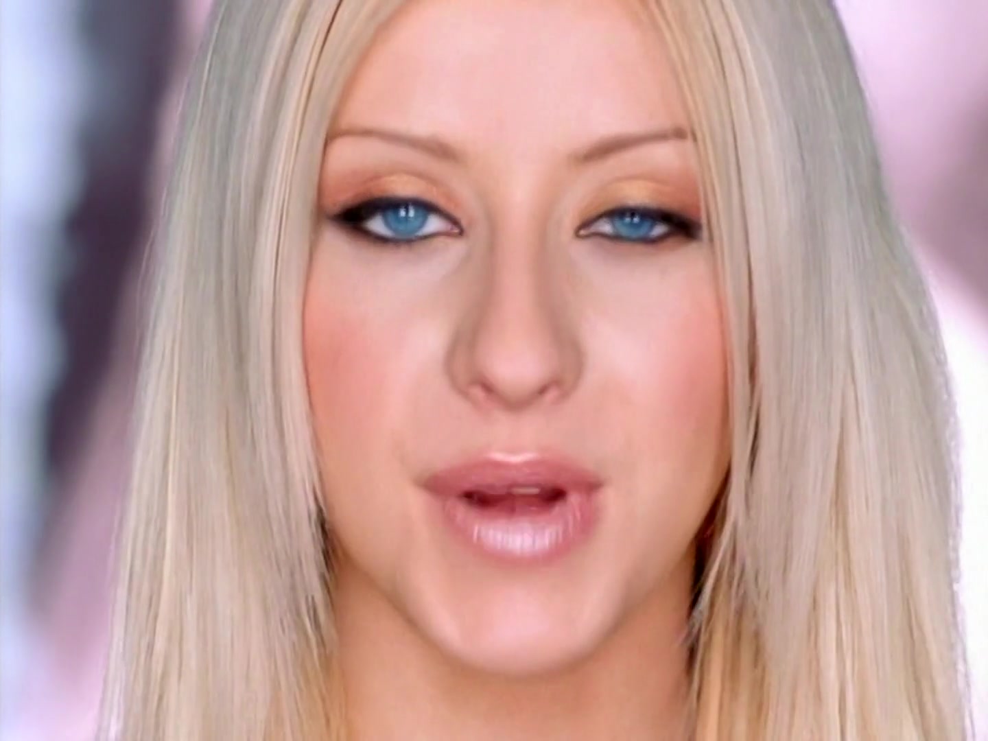 Christina_Aguilera_-_Por_Siempre_Tu_164.jpg Christina_Aguilera_-_Por_Siempre_Tu_164.jpg