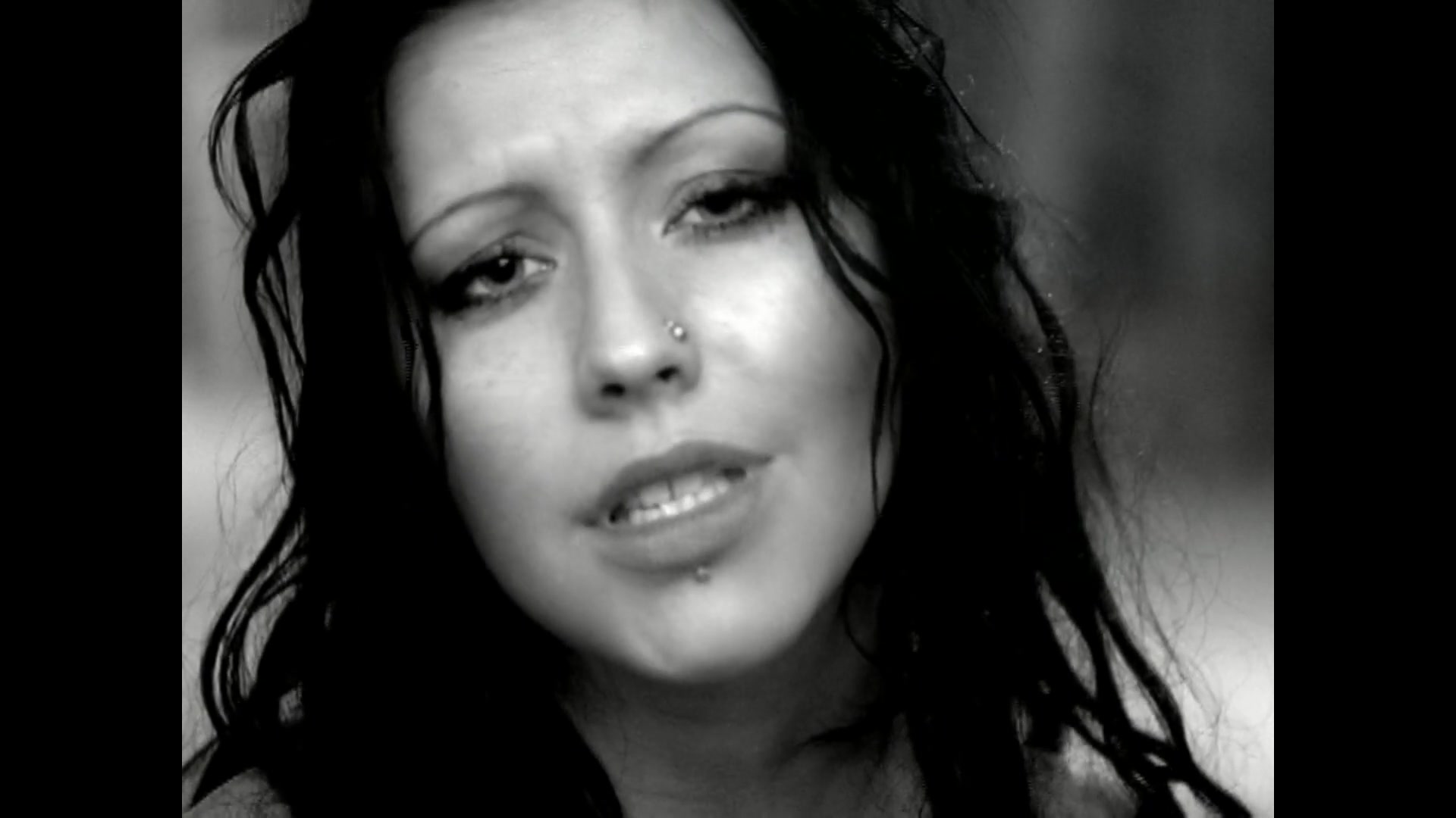 Christina_Aguilera_-_The_Voice_Within_5BVEVO_HD_1080p5D_021.jpg