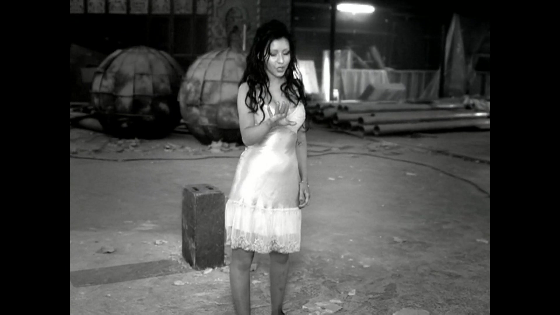 Christina_Aguilera_-_The_Voice_Within_5BVEVO_HD_1080p5D_059.jpg Christina_Aguilera_-_The_Voice_Within_5BVEVO_HD_1080p5D_059.jpg