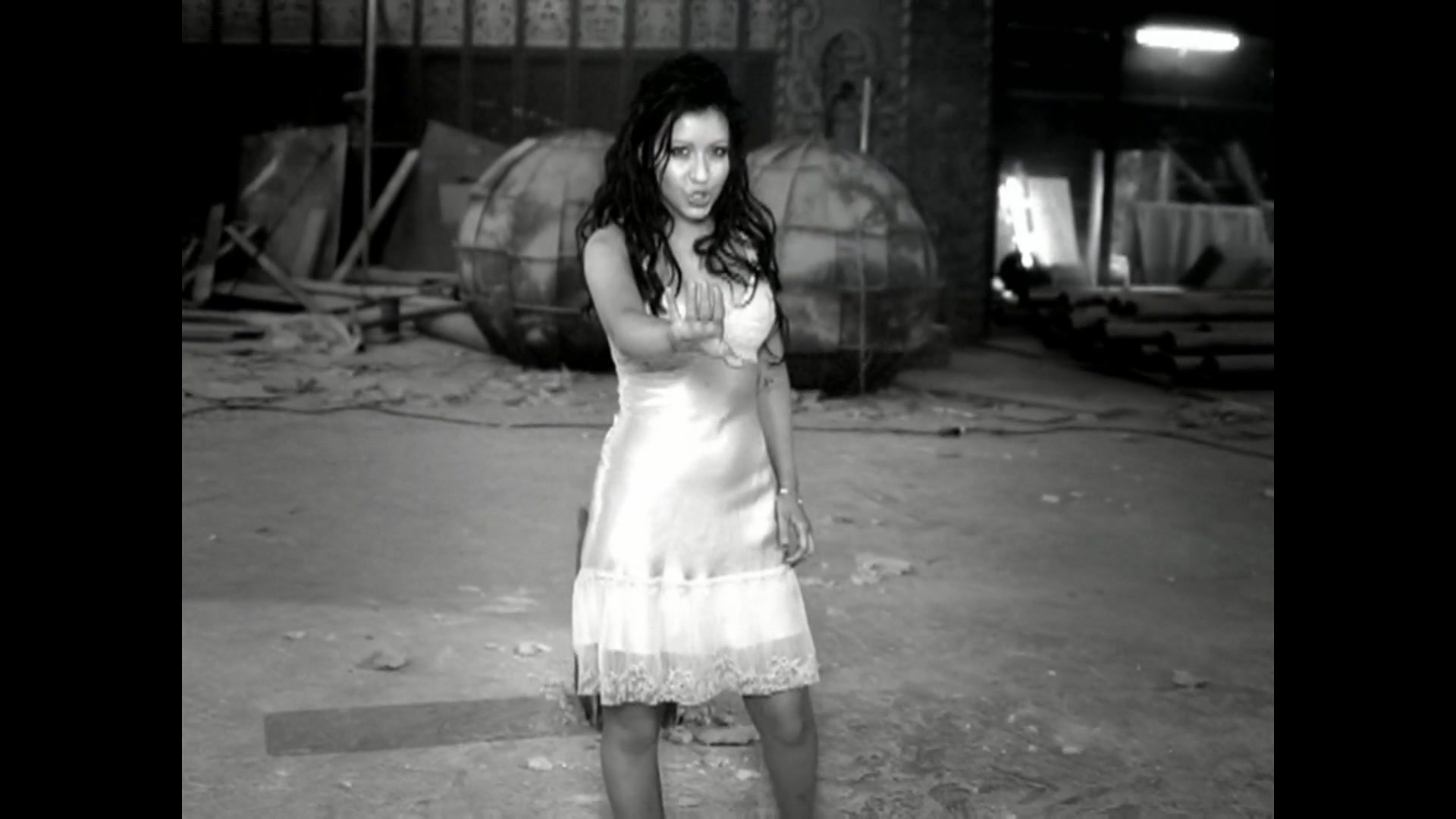 Christina_Aguilera_-_The_Voice_Within_5BVEVO_HD_1080p5D_060.jpg Christina_Aguilera_-_The_Voice_Within_5BVEVO_HD_1080p5D_060.jpg