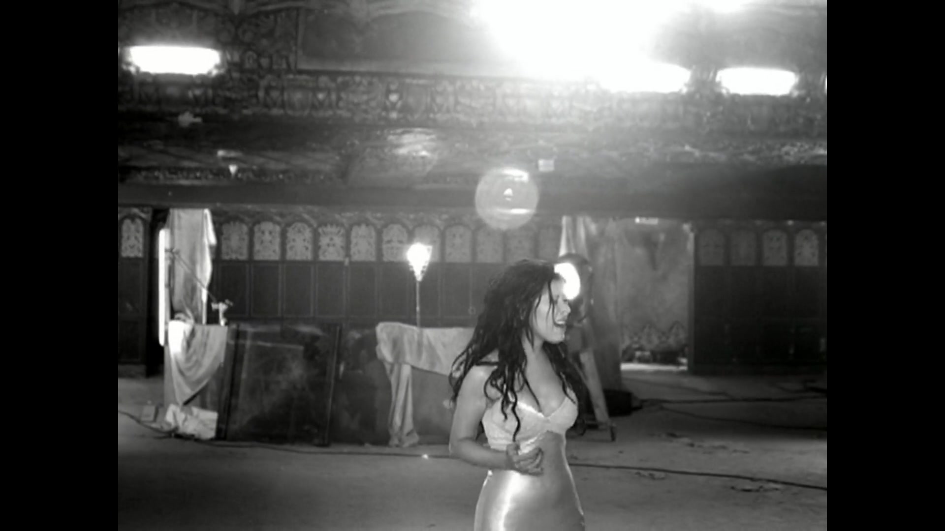 Christina_Aguilera_-_The_Voice_Within_5BVEVO_HD_1080p5D_072.jpg Christina_Aguilera_-_The_Voice_Within_5BVEVO_HD_1080p5D_072.jpg