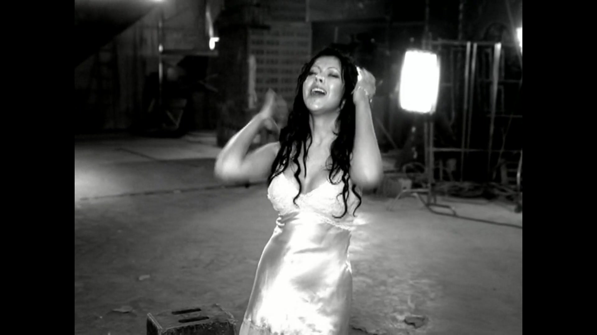 Christina_Aguilera_-_The_Voice_Within_5BVEVO_HD_1080p5D_088.jpg Christina_Aguilera_-_The_Voice_Within_5BVEVO_HD_1080p5D_088.jpg