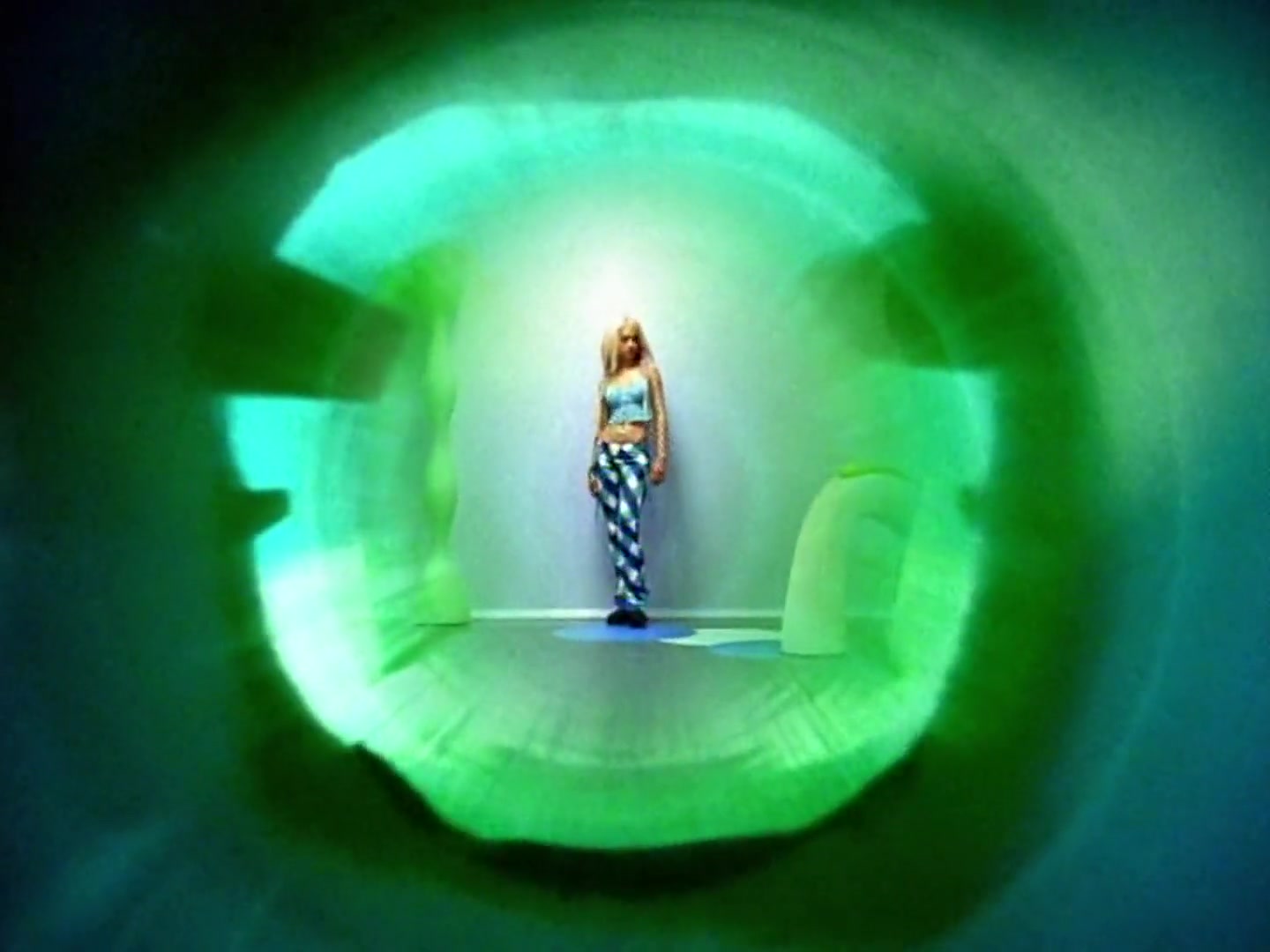 Christina_Aguilera_-_Ven_Conmigo_015.jpg Christina_Aguilera_-_Ven_Conmigo_015.jpg