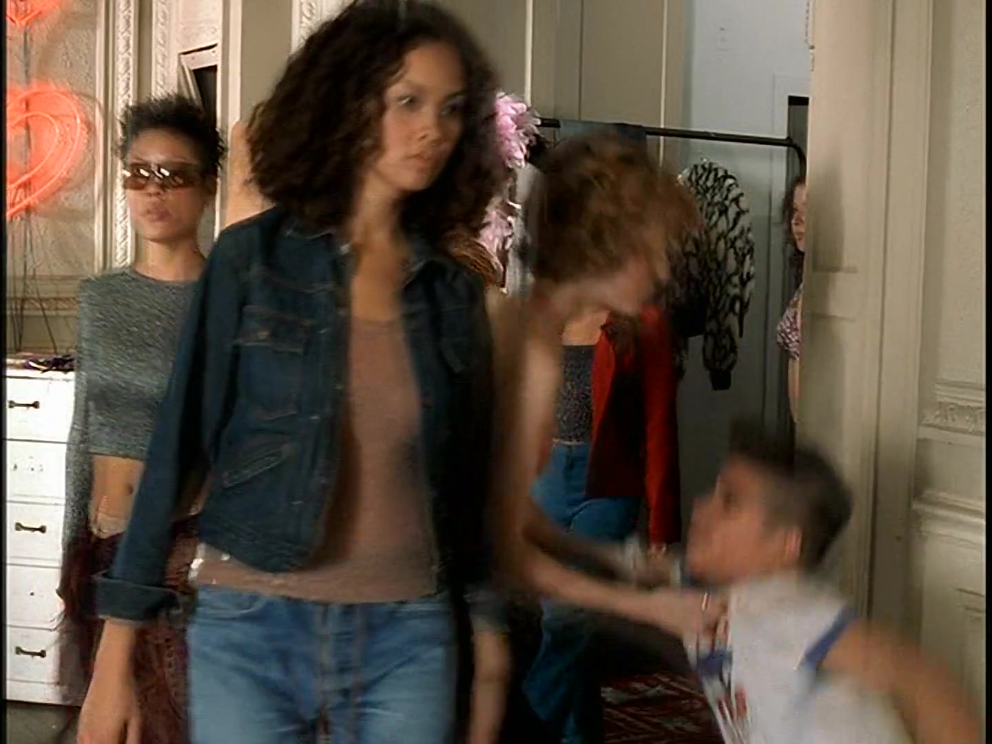 Christina_Aguilera_-_What_a_Girls_Wants_HD_008.jpg Christina_Aguilera_-_What_a_Girls_Wants_HD_008.jpg