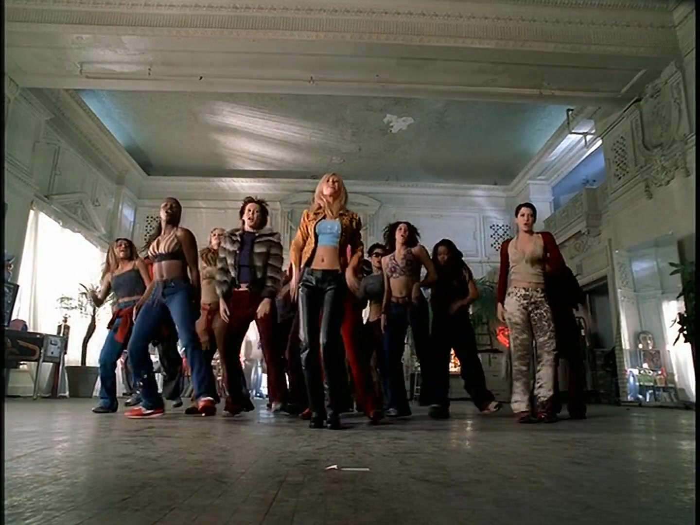 Christina_Aguilera_-_What_a_Girls_Wants_HD_096.jpg Christina_Aguilera_-_What_a_Girls_Wants_HD_096.jpg