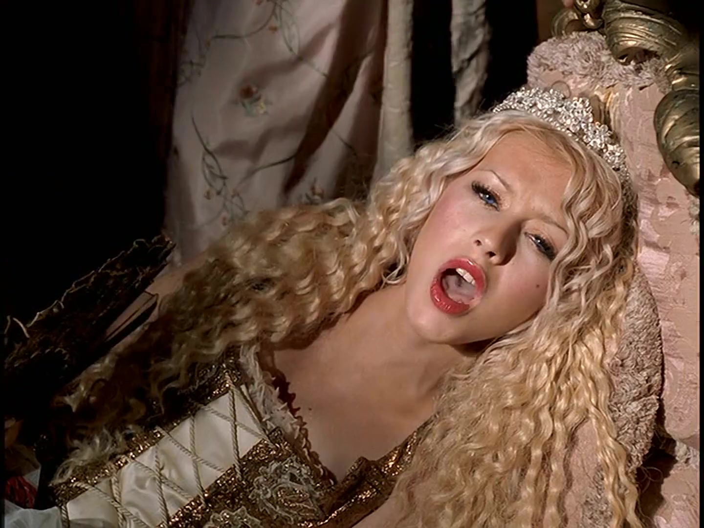 Christina_Aguilera_-_What_a_Girls_Wants_HD_118.jpg Christina_Aguilera_-_What_a_Girls_Wants_HD_118.jpg