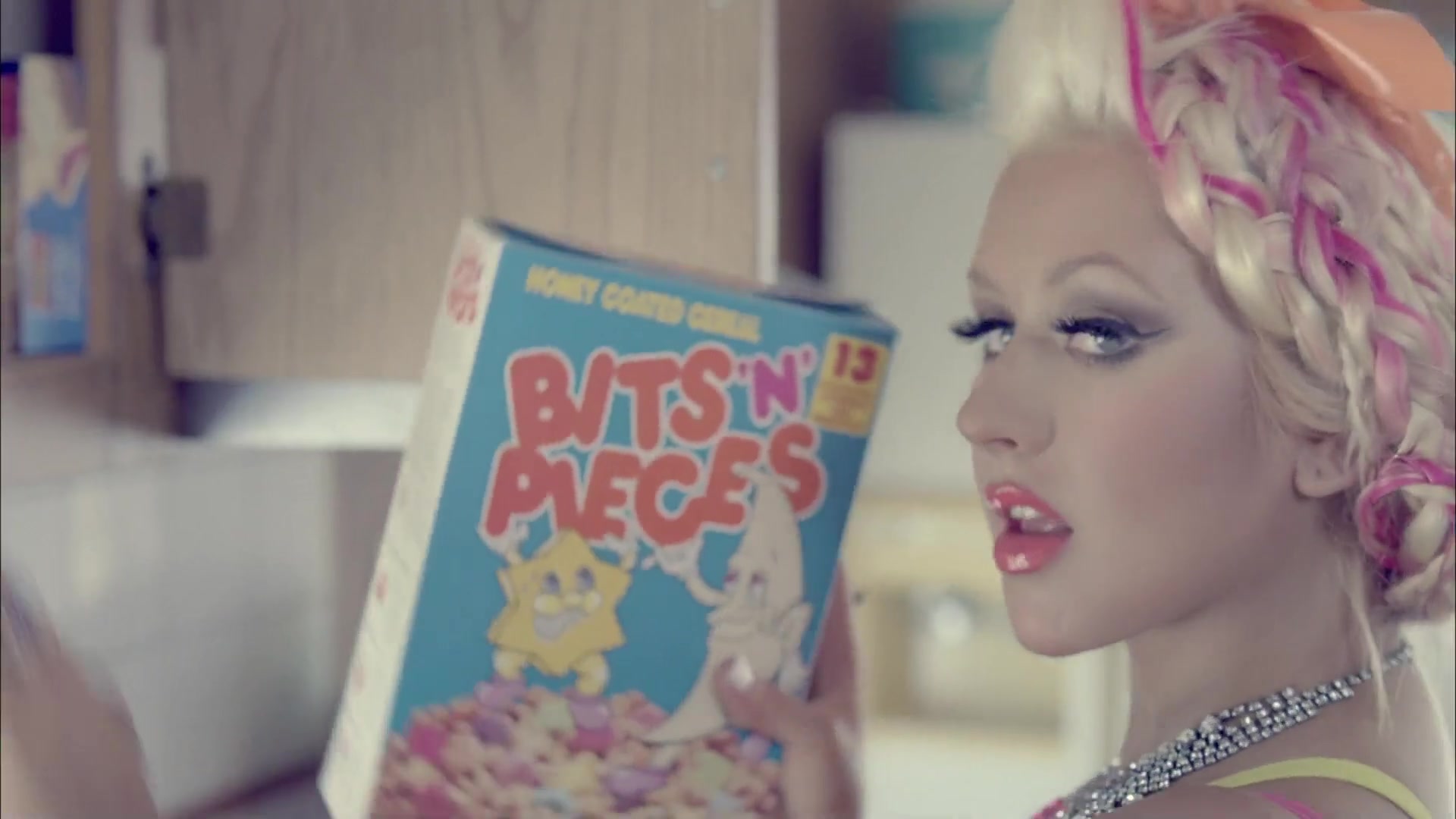 Christina_Aguilera_-_Your_Body_028.jpg Christina_Aguilera_-_Your_Body_028.jpg