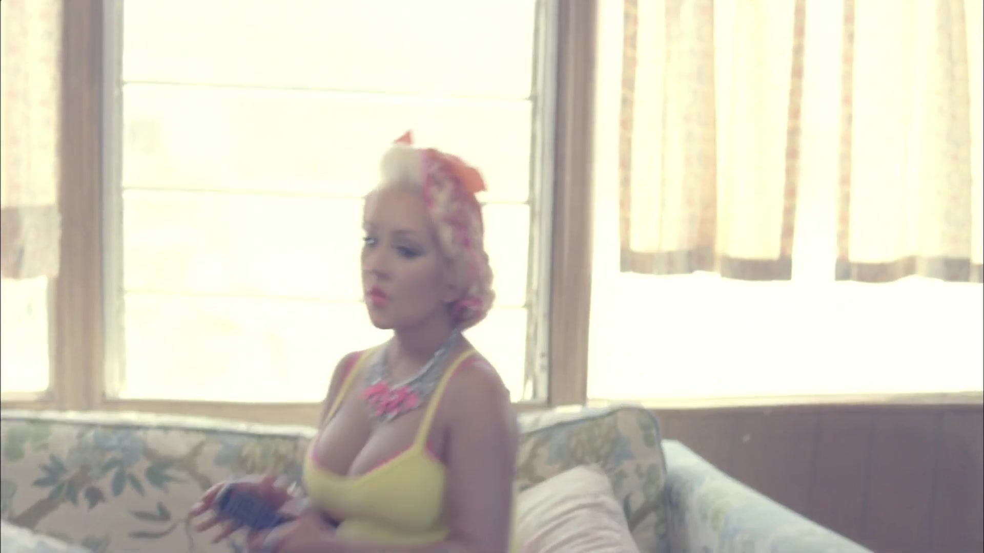 Christina_Aguilera_-_Your_Body_043.jpg Christina_Aguilera_-_Your_Body_043.jpg