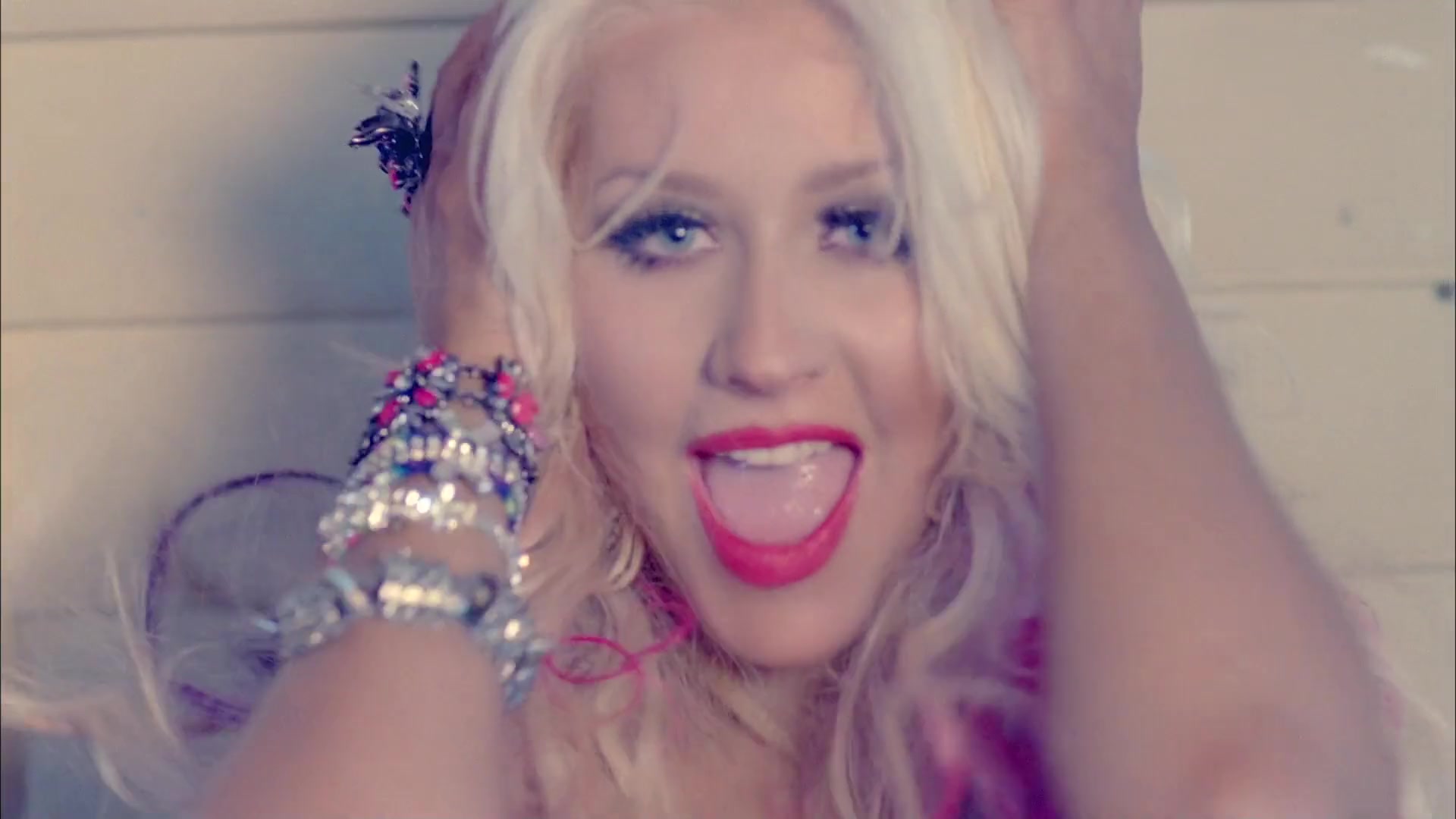 Christina_Aguilera_-_Your_Body_058.jpg Christina_Aguilera_-_Your_Body_058.jpg