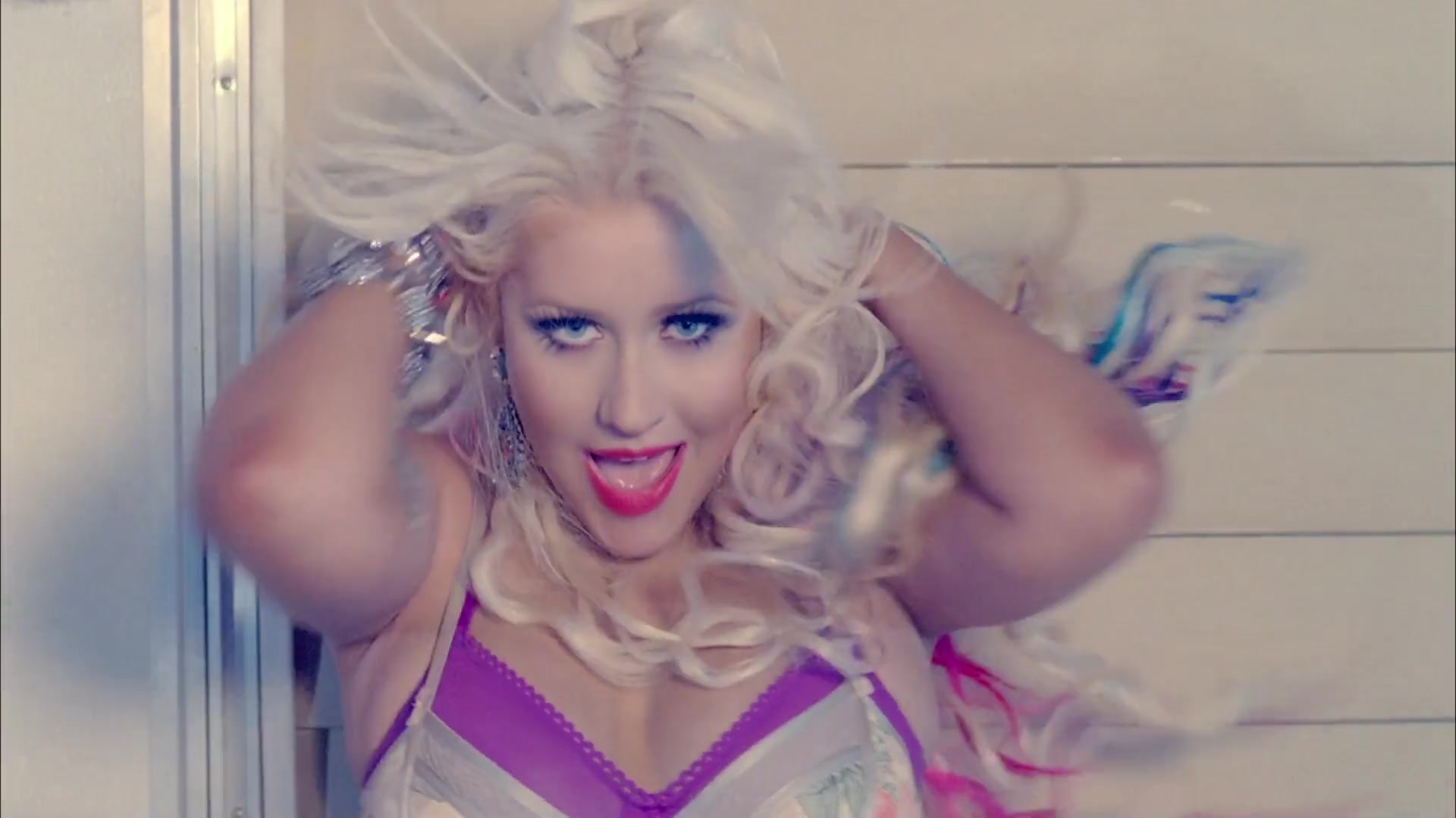 Christina_Aguilera_-_Your_Body_193.jpg Christina_Aguilera_-_Your_Body_193.jpg