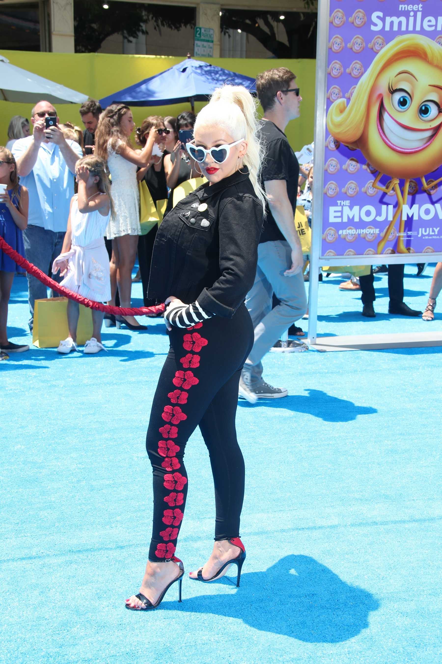 Christina_Aguilera_-__Emoji__Premiere_in_Los_Angeles_on_July_23-27.jpg Christina_Aguilera_-__Emoji__Premiere_in_Los_Angeles_on_July_23-27.jpg
