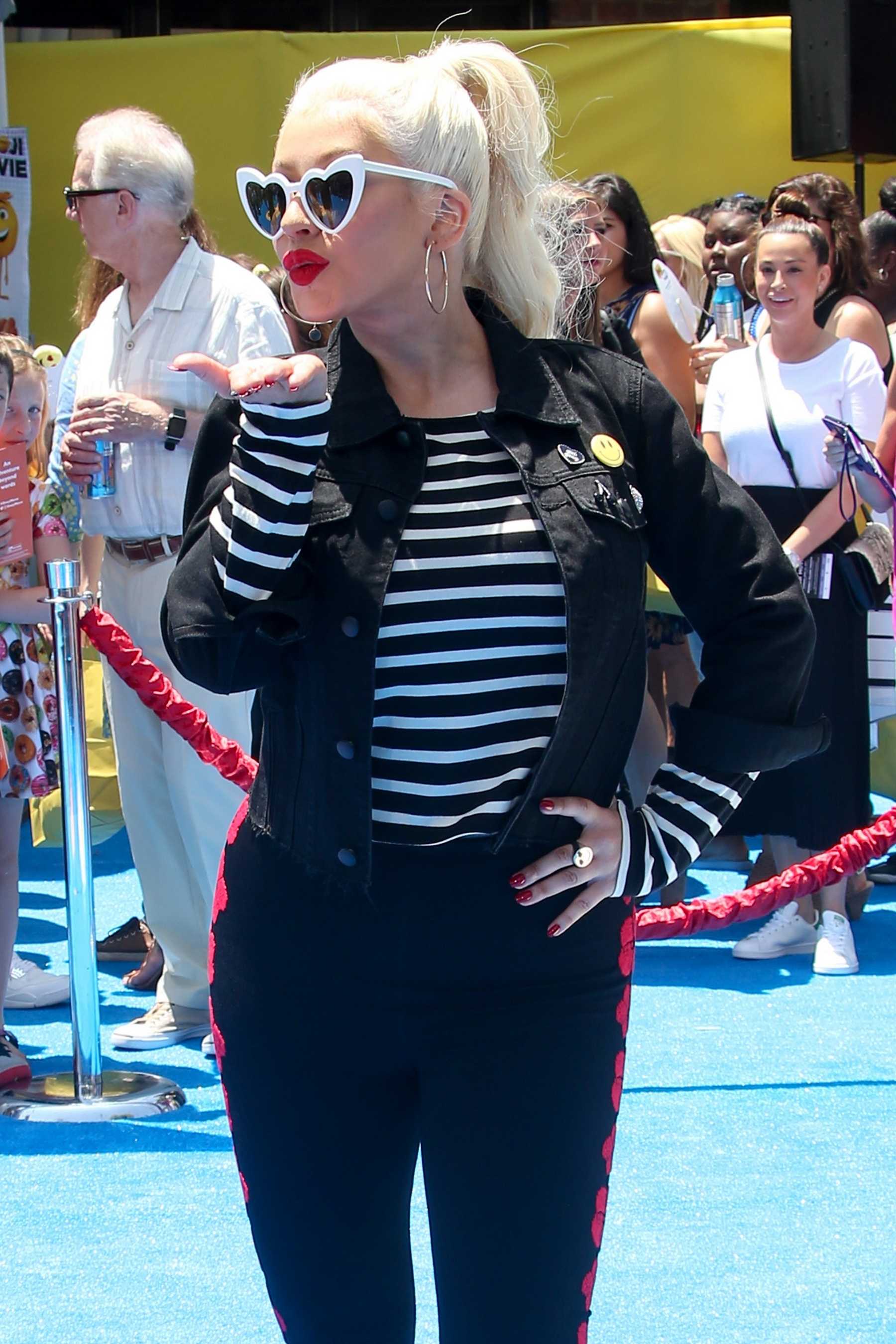Christina_Aguilera_-__Emoji__Premiere_in_Los_Angeles_on_July_23-29.jpg
