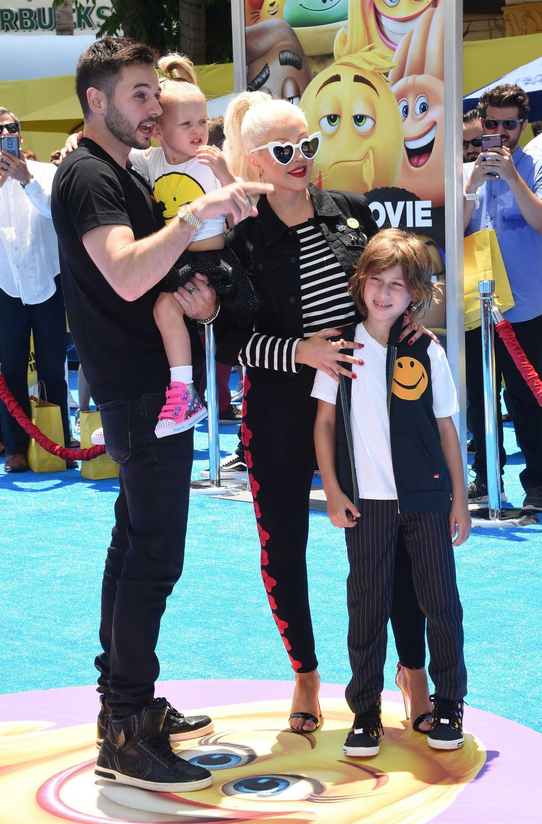 Christina_Aguilera_-__Emoji__Premiere_in_Los_Angeles_on_July_23-61.jpg