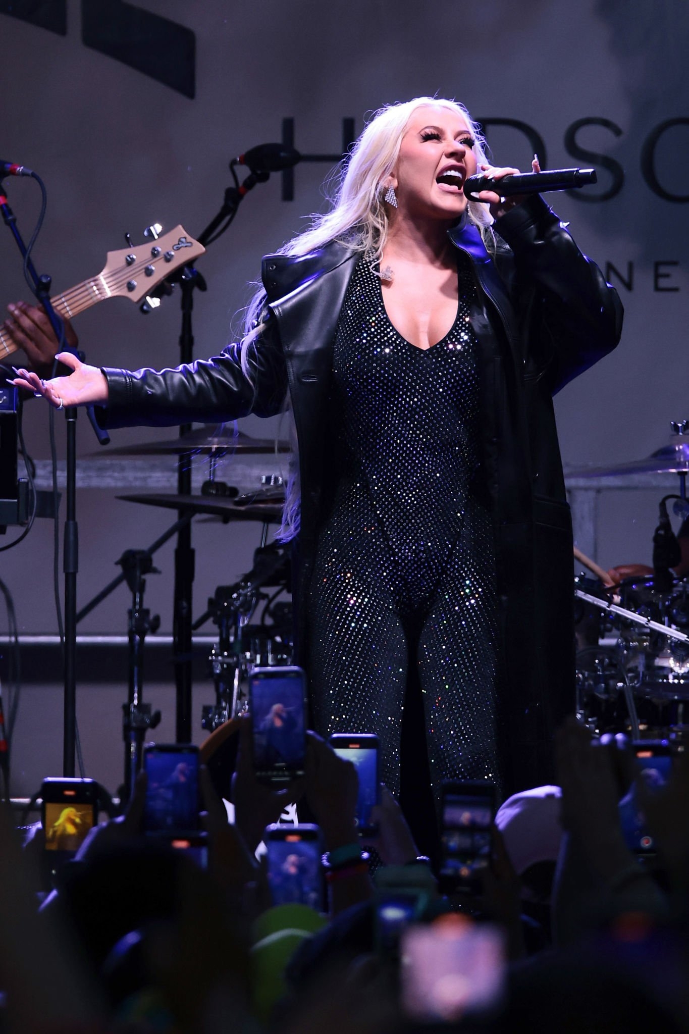 Christina_Aguilera_Daily_-_Pride_Live_Stonewall_Day_2023_-_0004.jpg