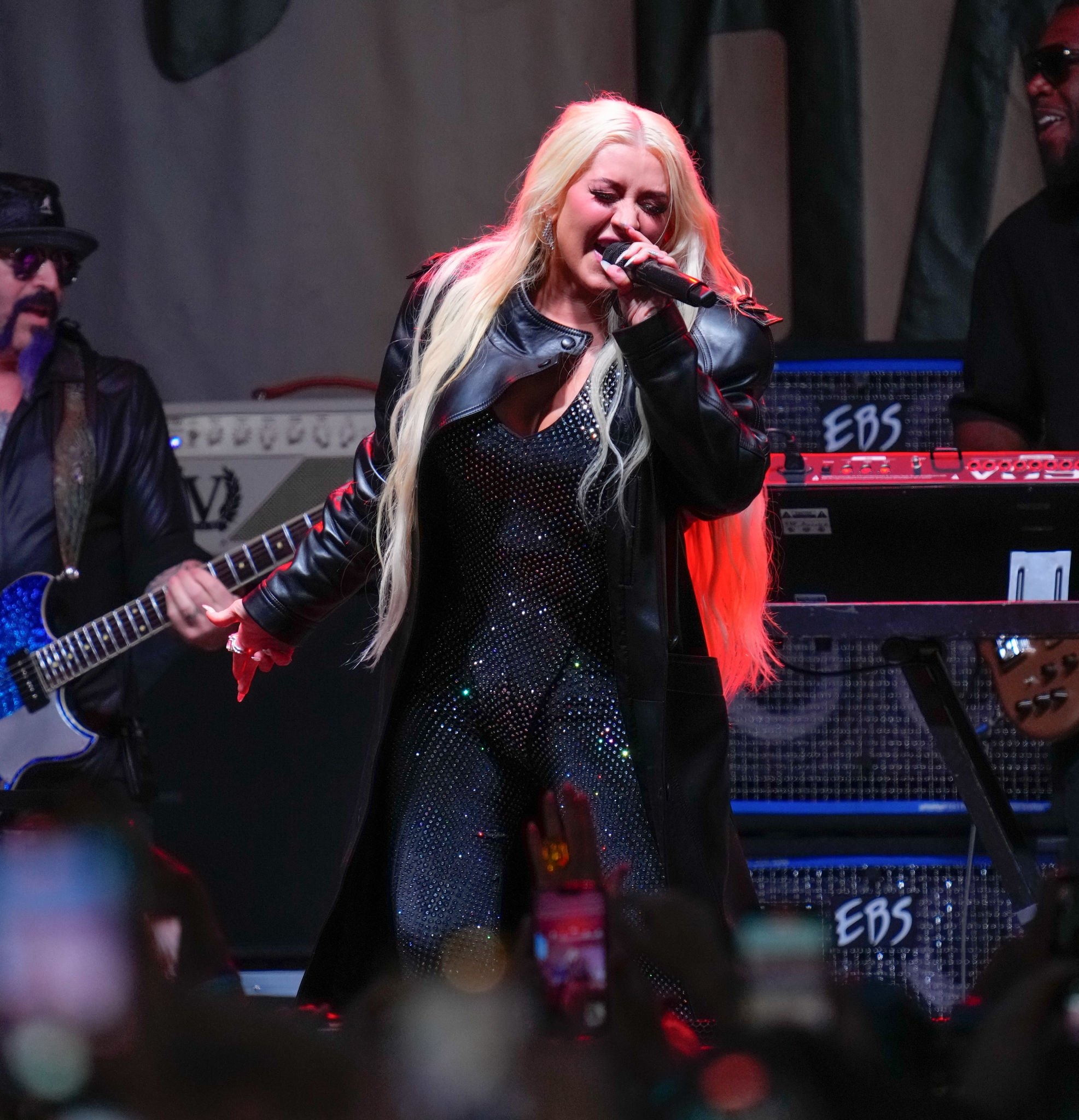 Christina_Aguilera_Daily_-_Pride_Live_Stonewall_Day_2023_-_0019.jpg Christina_Aguilera_Daily_-_Pride_Live_Stonewall_Day_2023_-_0019.jpg